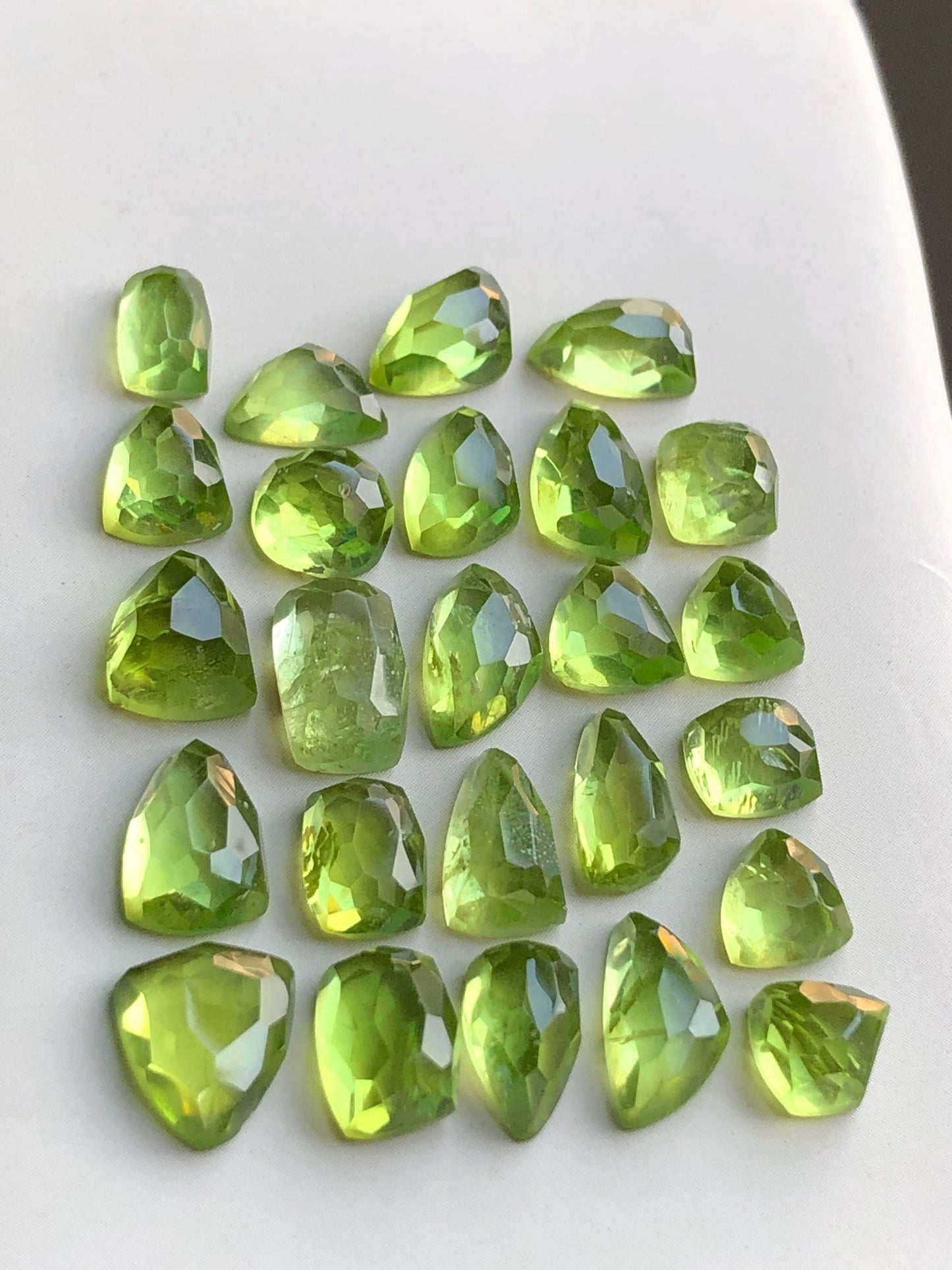 45 carats Peridot rose cuts lot