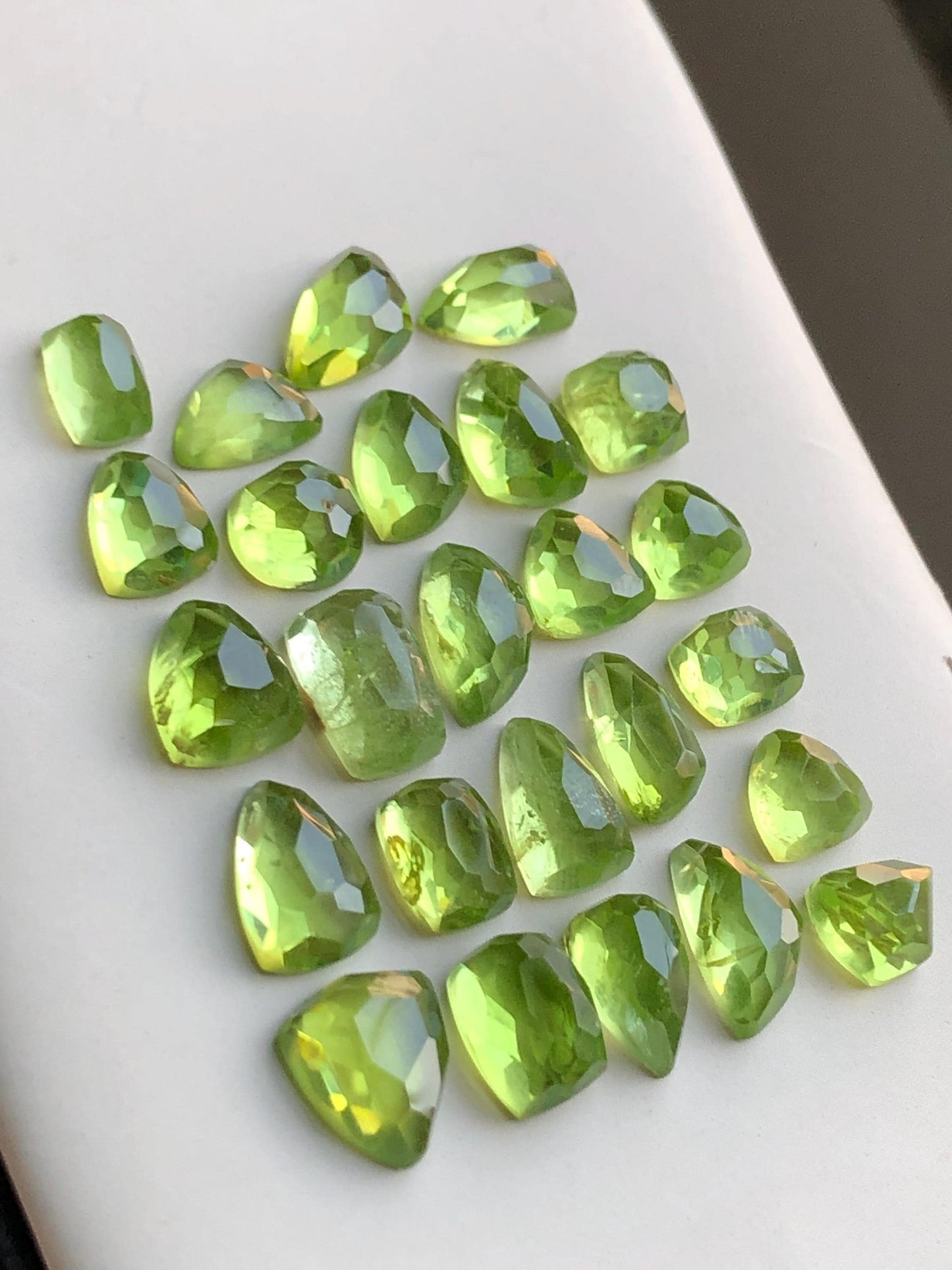 45 carats Peridot rose cuts lot