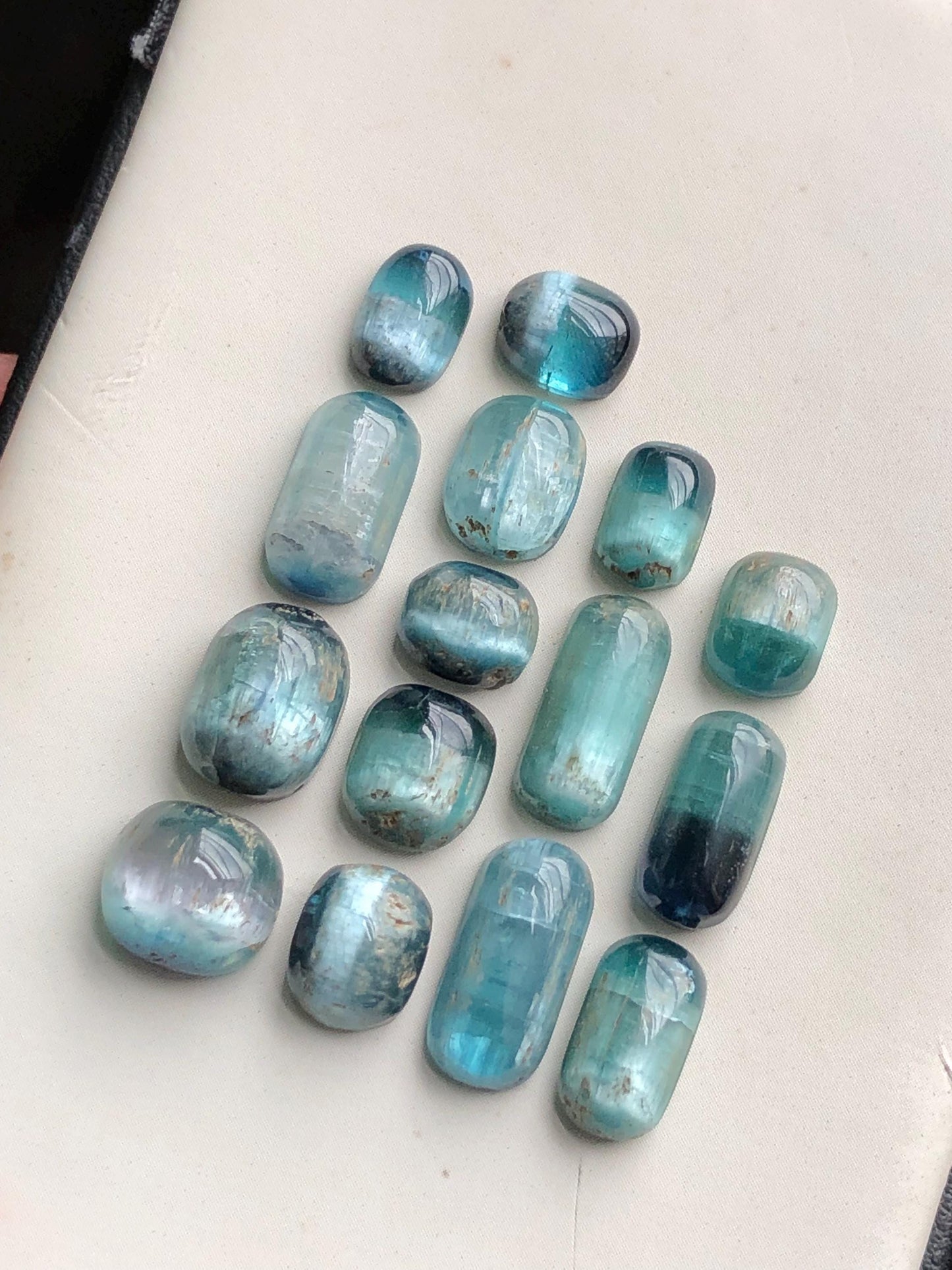 46 Cats eye tourmaline cabochons lot