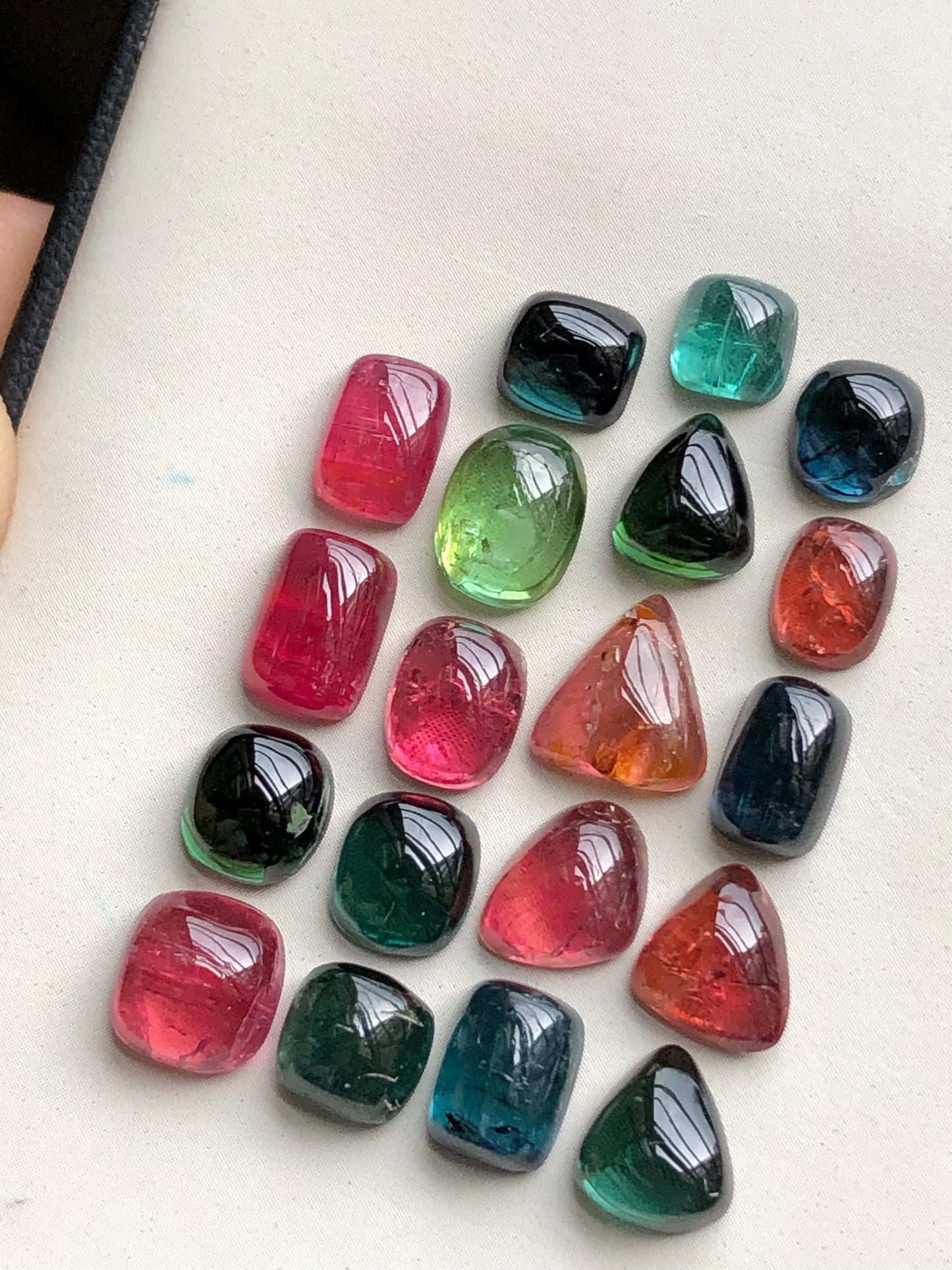 Multi colours tourmaline cabochons lot 30.70 carats