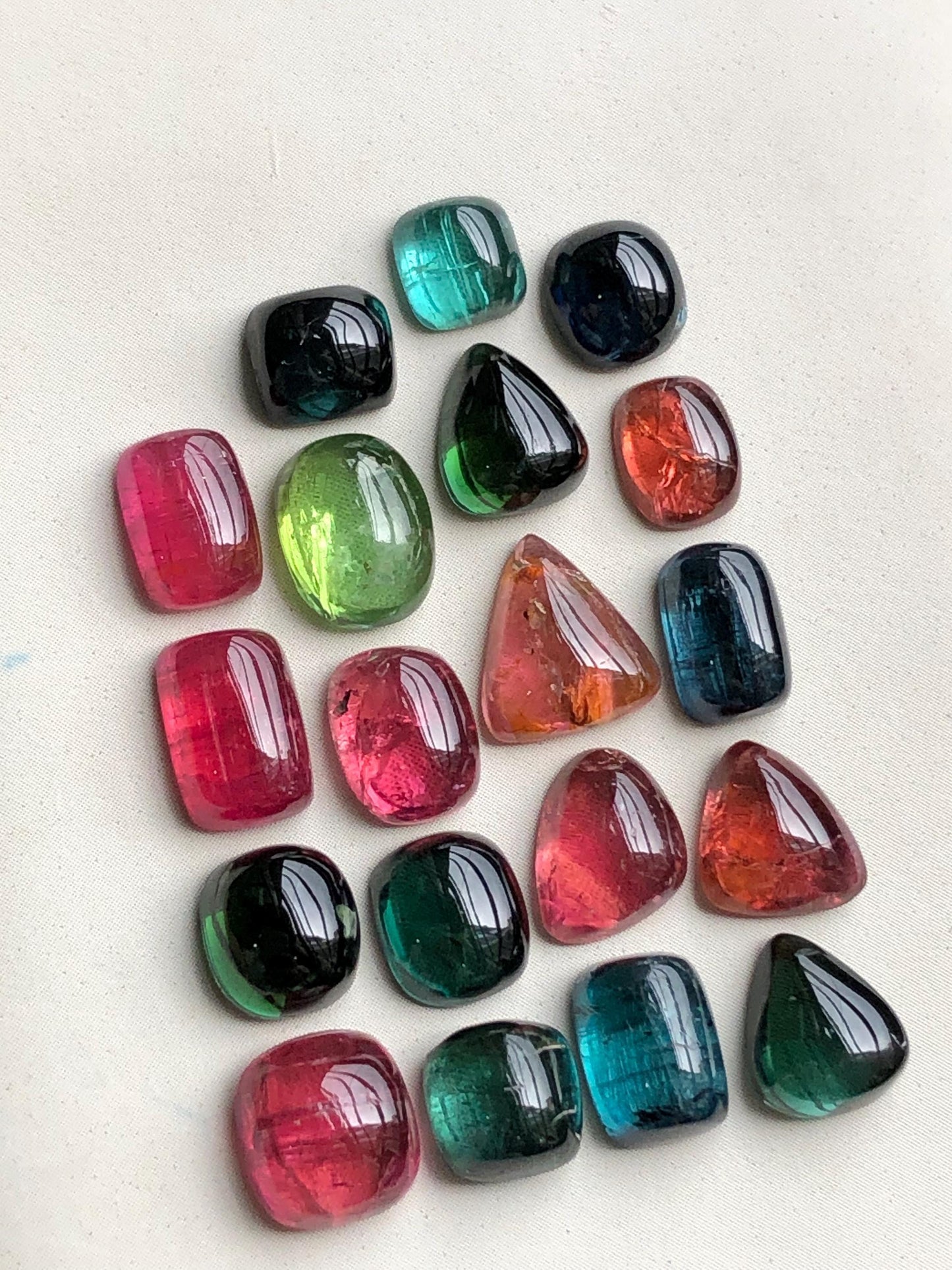 Multi colours tourmaline cabochons lot 30.70 carats