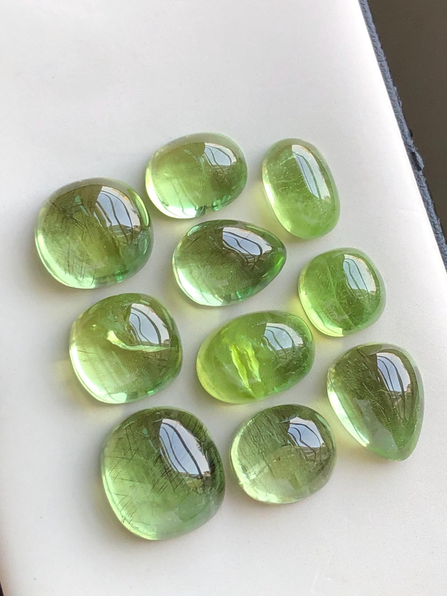 98 carats Peridot cabochons lot origin Pakistan