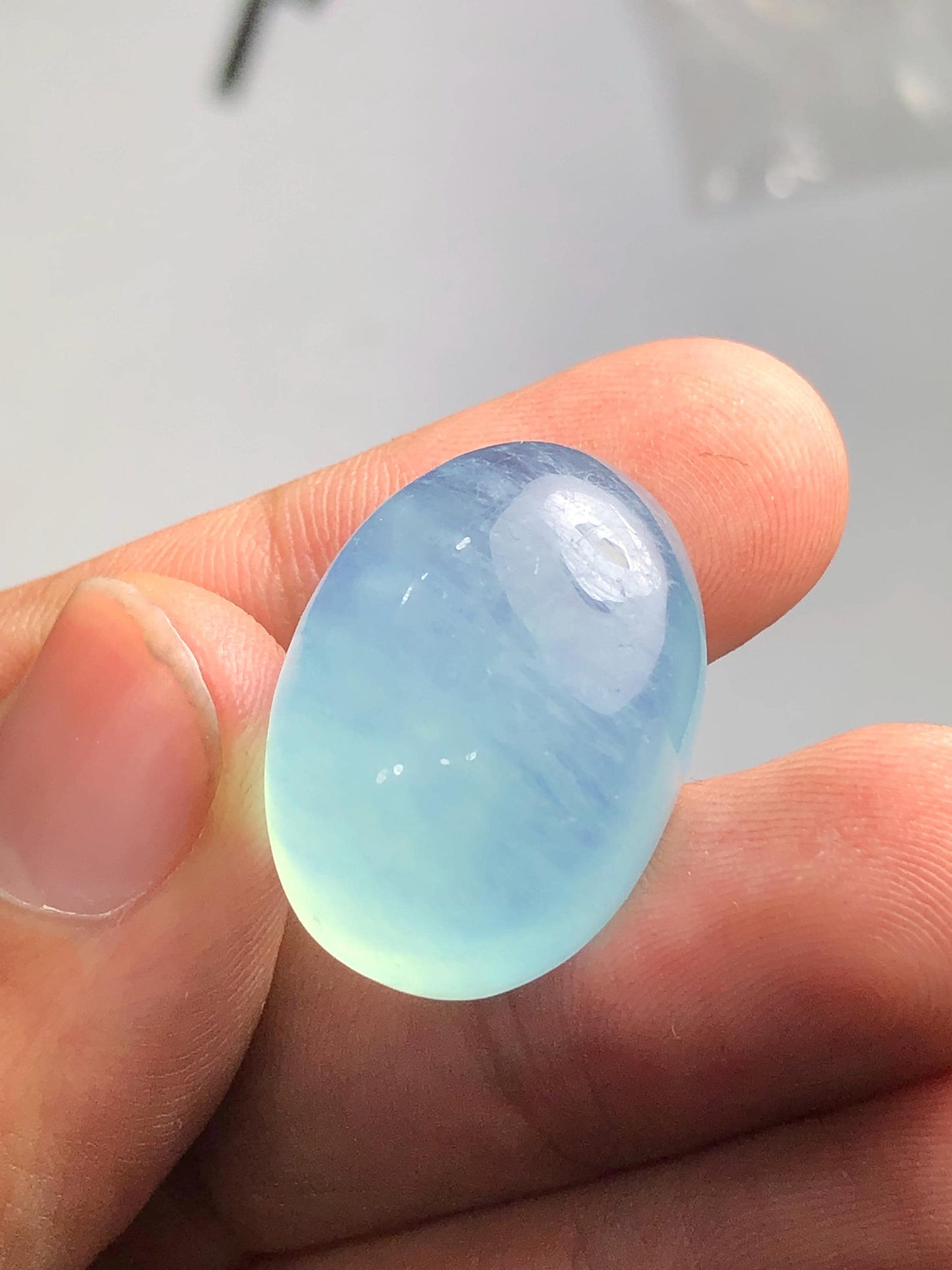 44.50 aquamarine cabochon heated