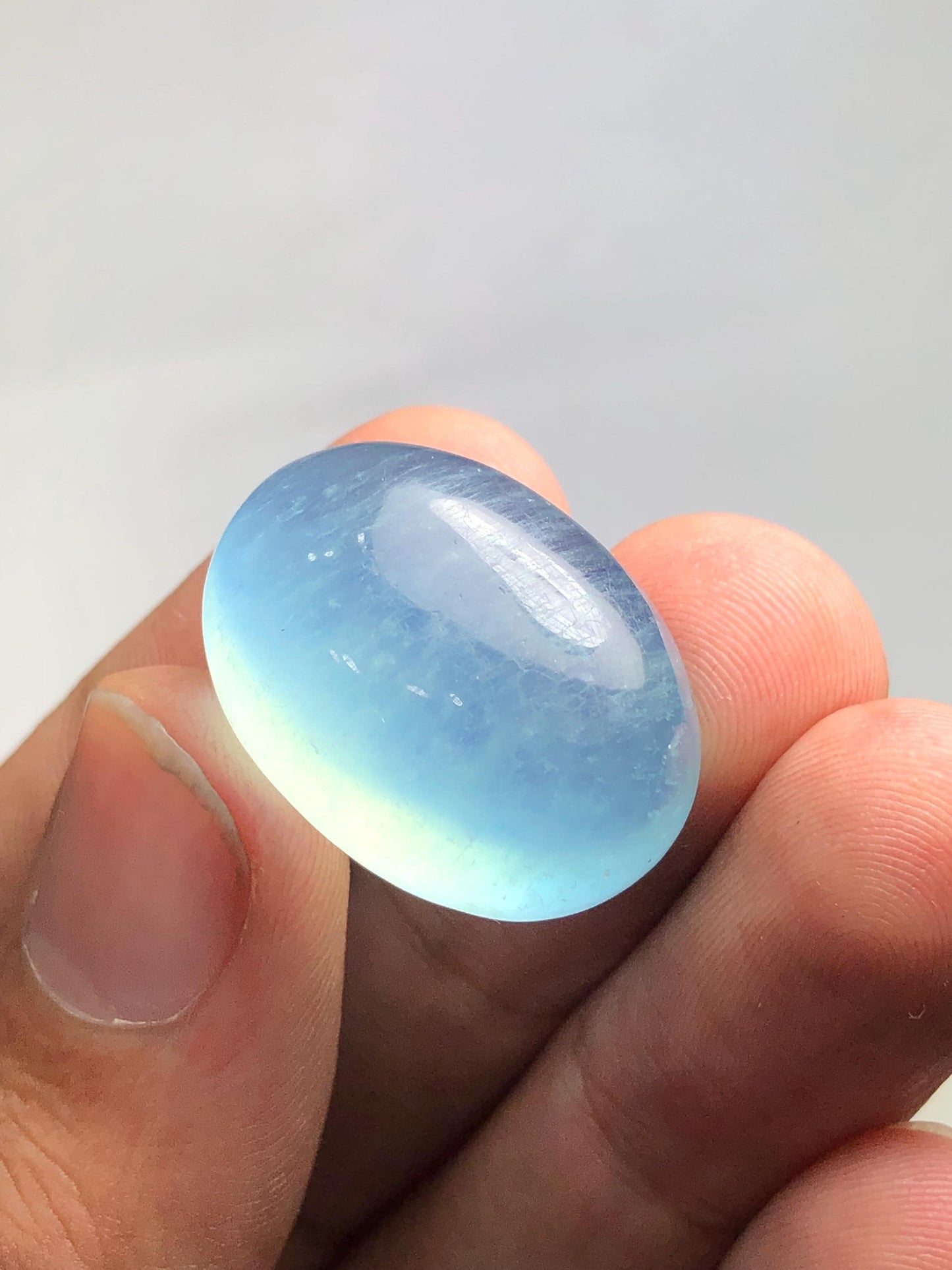 44.50 aquamarine cabochon heated