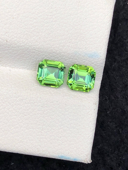 1.60 CTs green tourmaline pair faceted natural