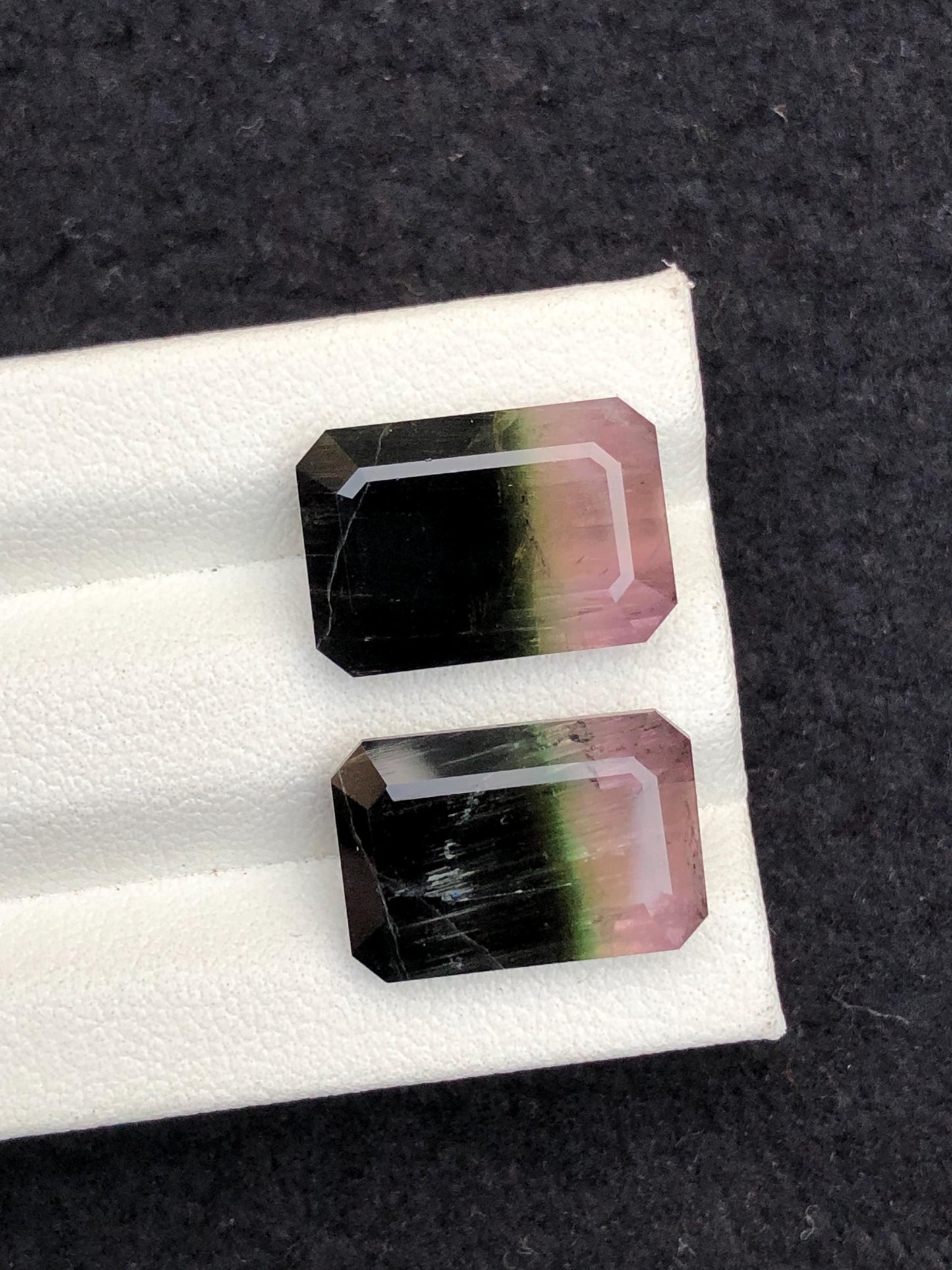 18.40 CTs bi colour tourmaline pair natural faceted