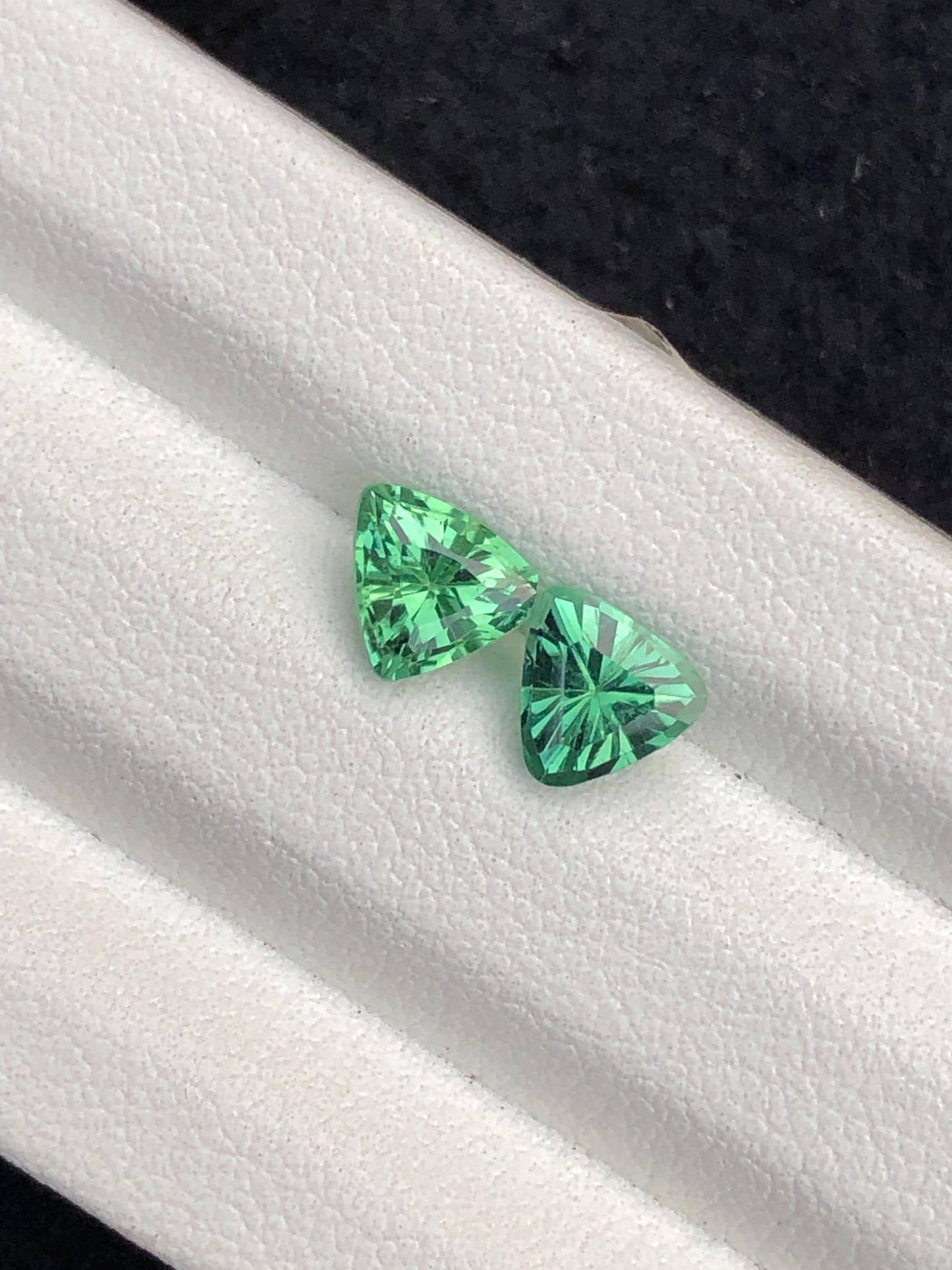 1.70 CTs green tourmaline pair natural faceted