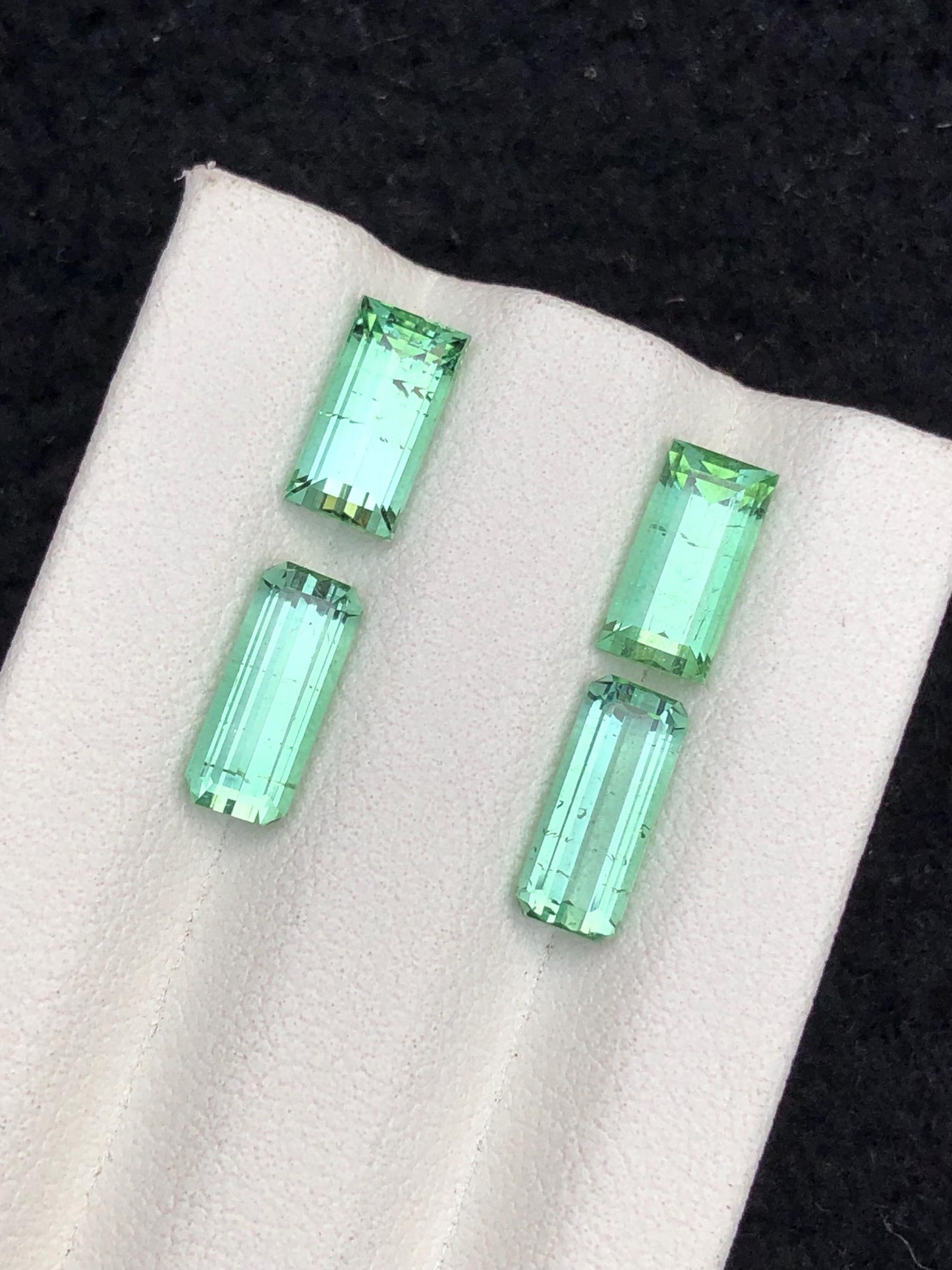 5.70 CTs green tourmaline pairs natural faceted