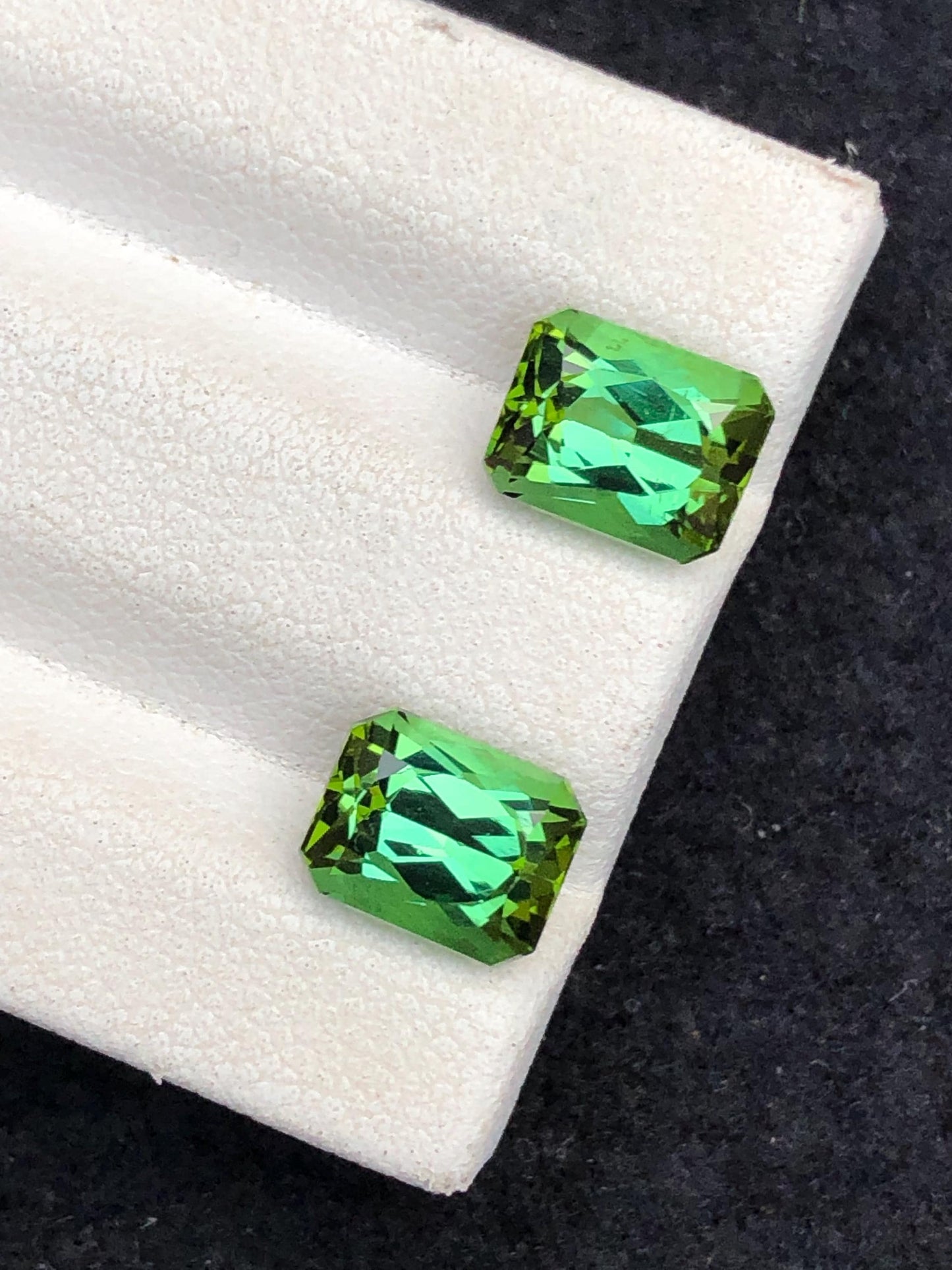 3.90 CTs green tourmaline pair eye clean