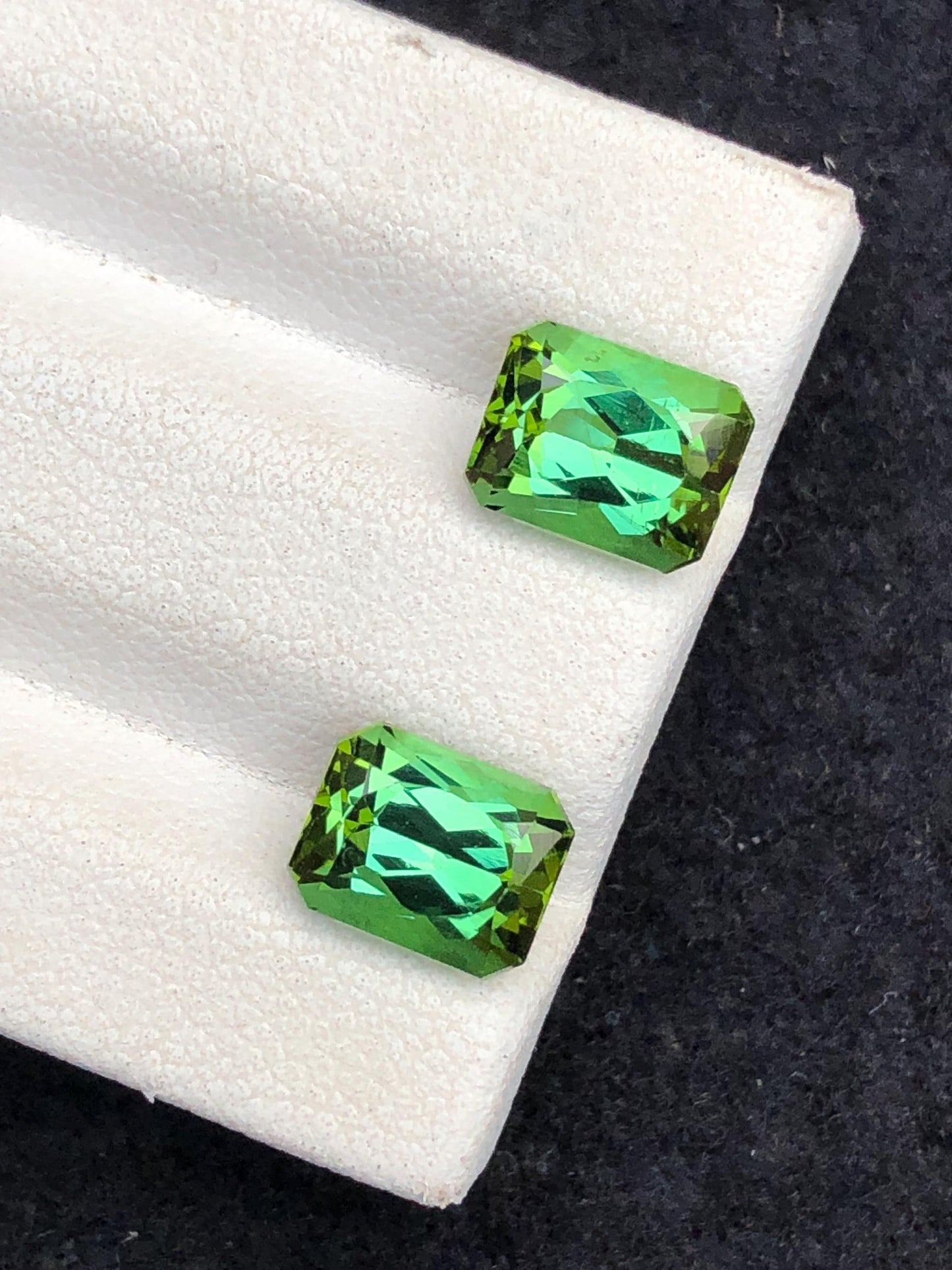 3.90 CTs green tourmaline pair eye clean