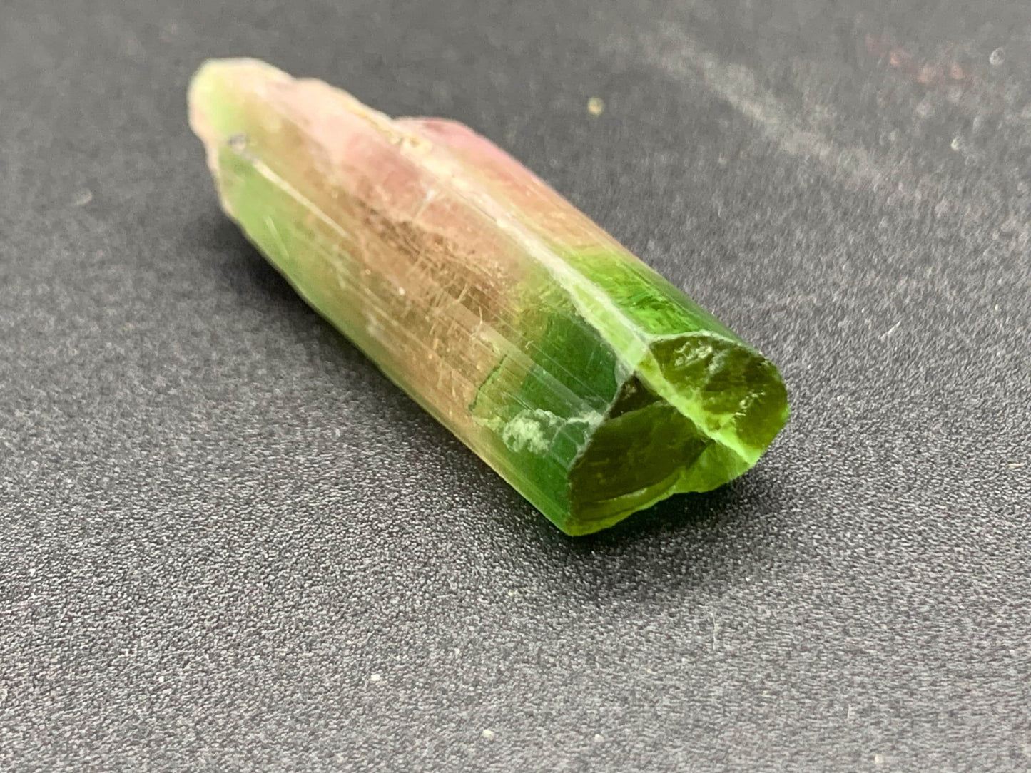 50 CTs bi colour tourmaline crystal not terminated