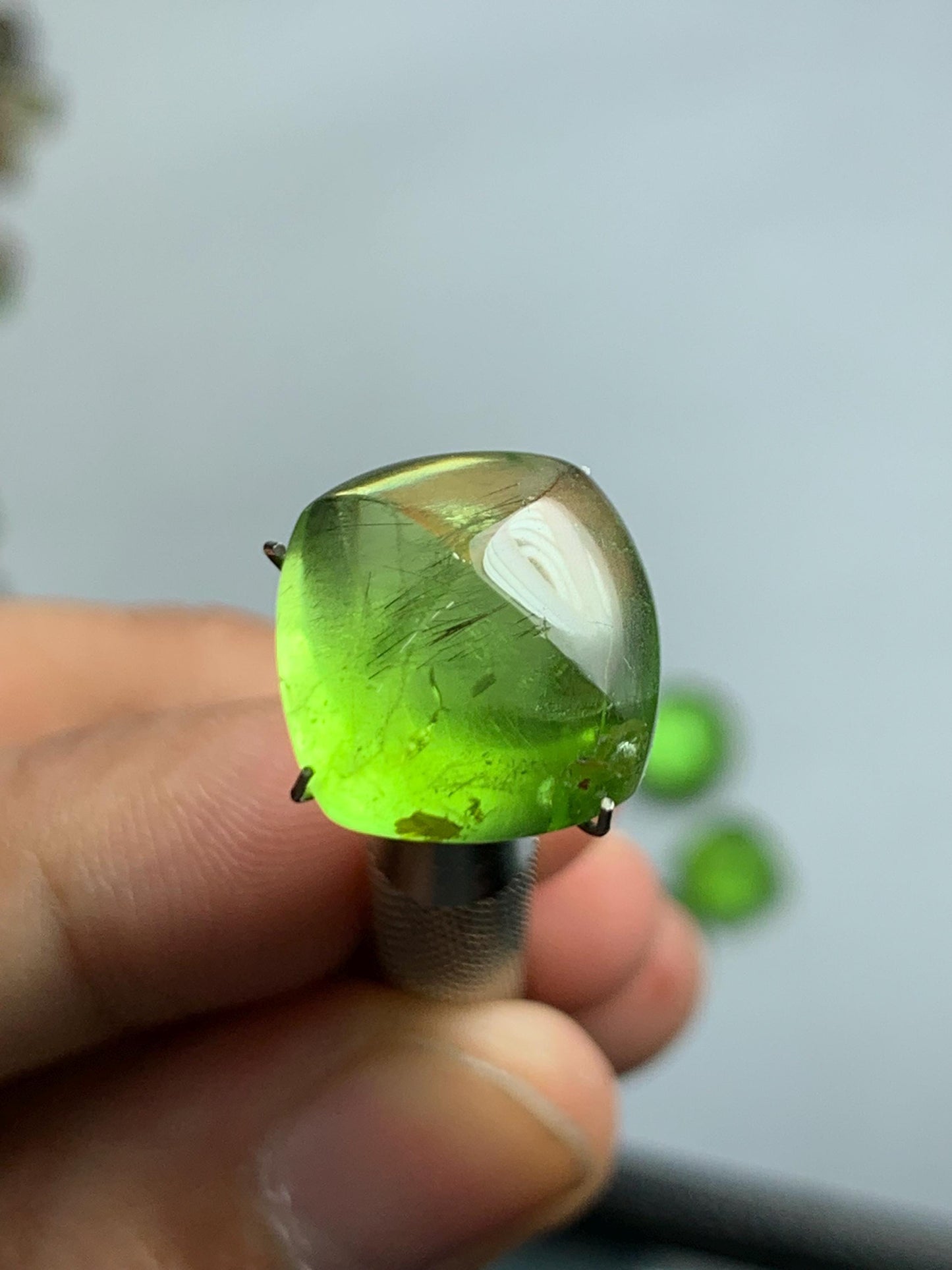 9.20 CTs peridot cabochon sugar loaf shape