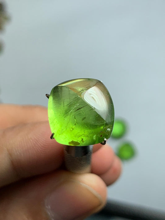 9.20 CTs peridot cabochon sugar loaf shape