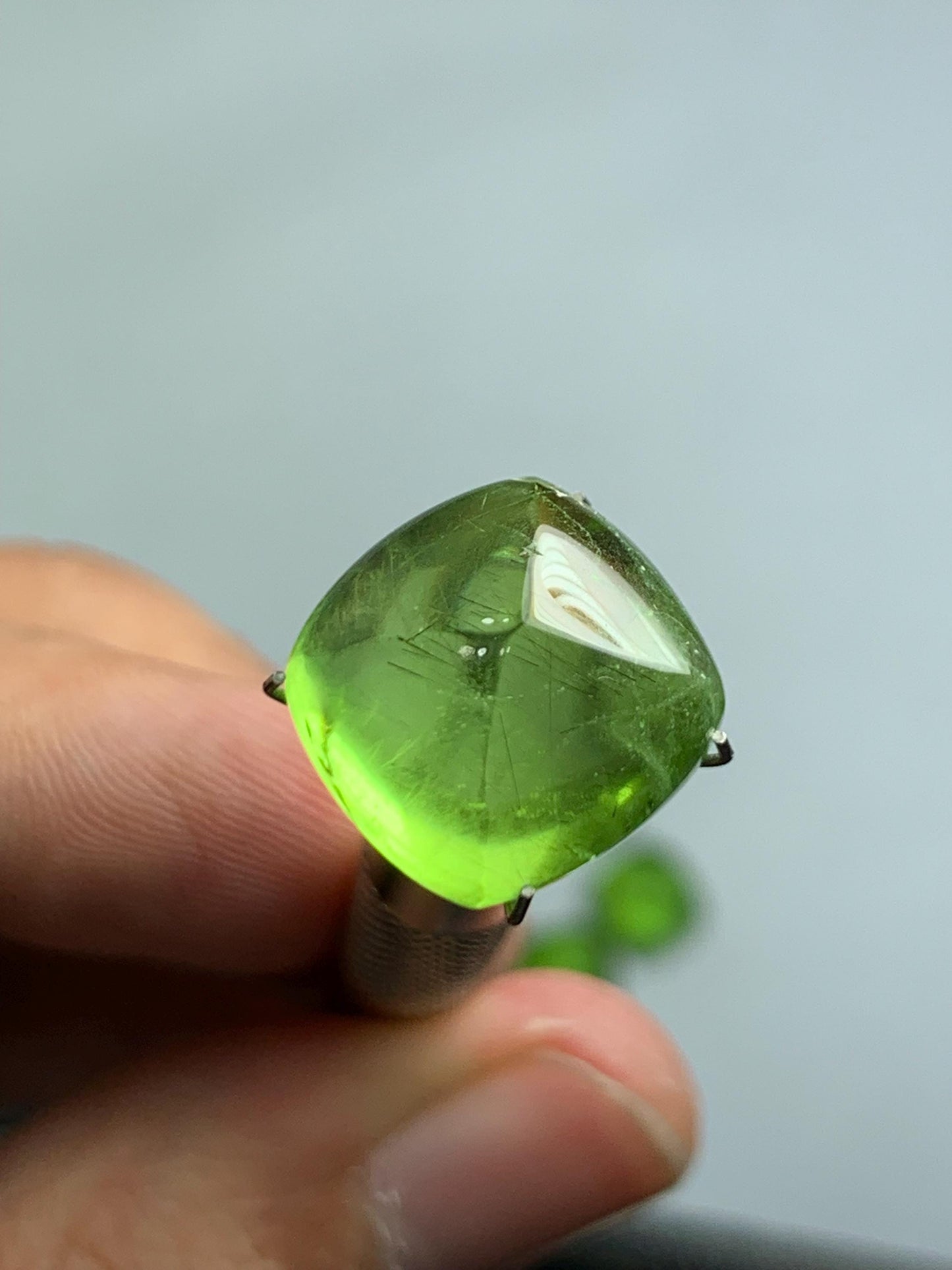 9.20 CTs peridot cabochon sugar loaf shape