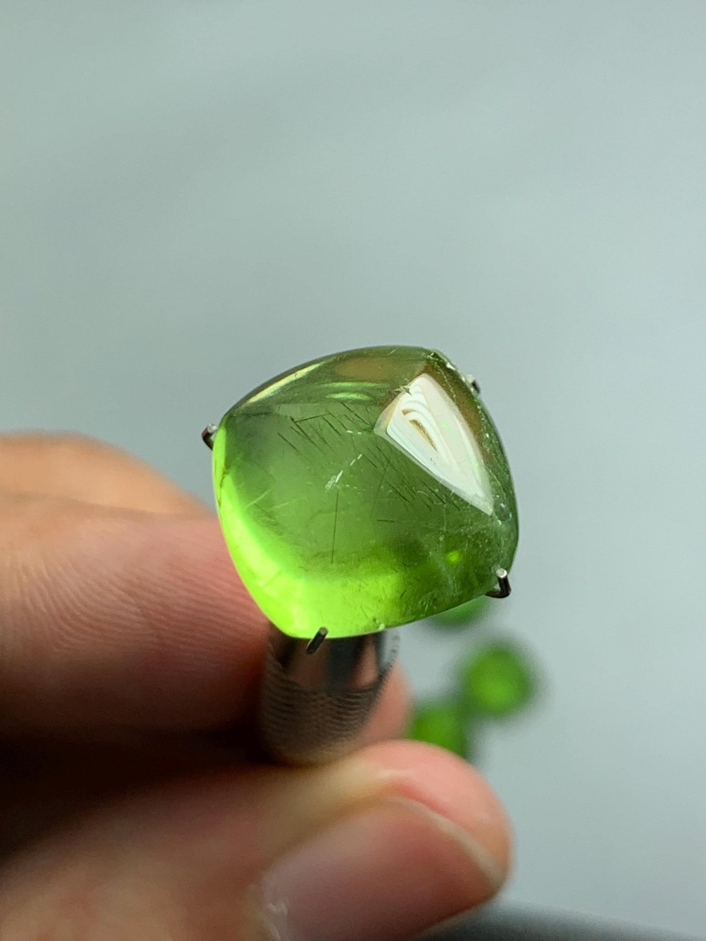 9.20 CTs peridot cabochon sugar loaf shape