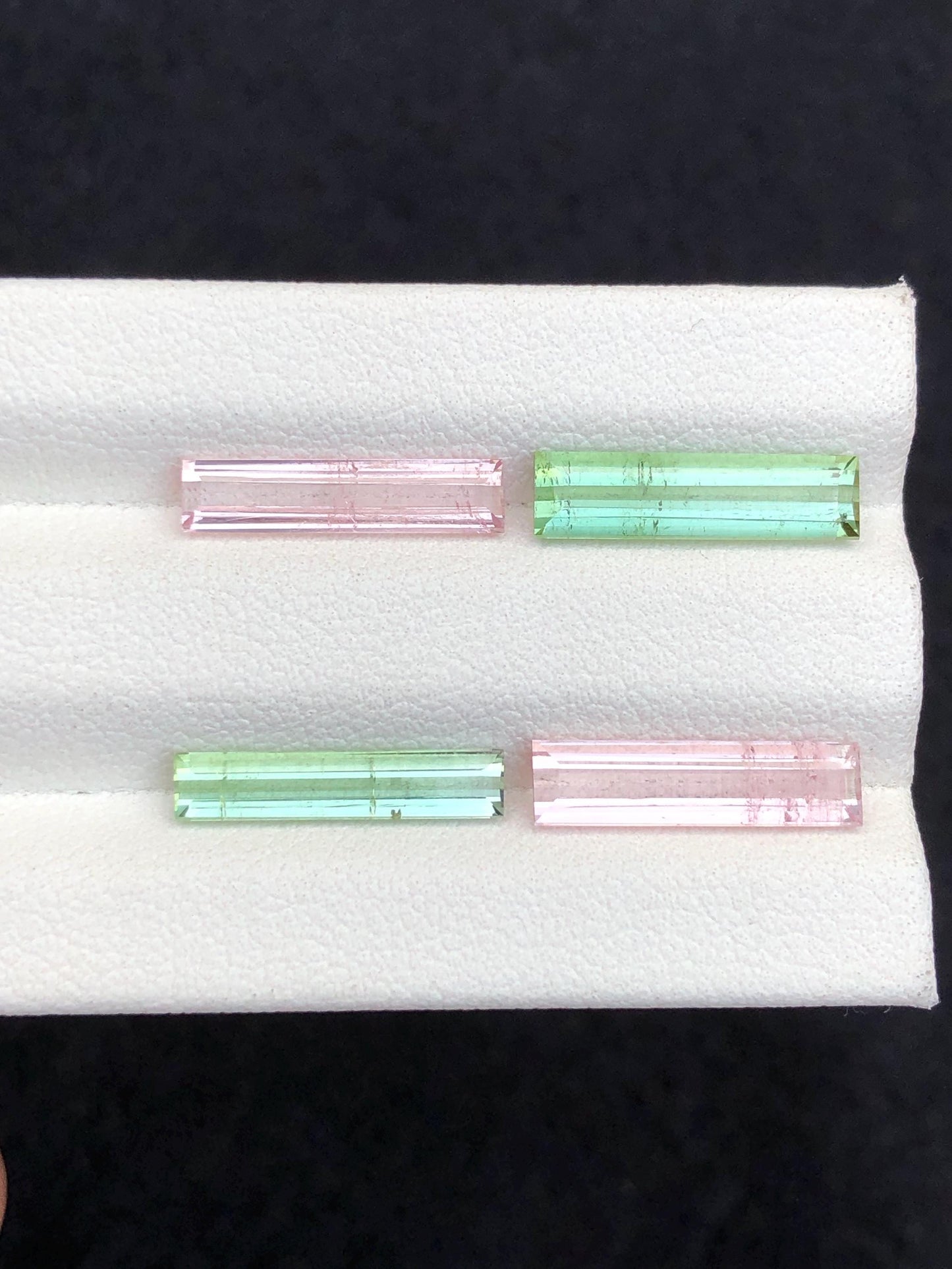 6.30 carats Faceted tourmaline pairs