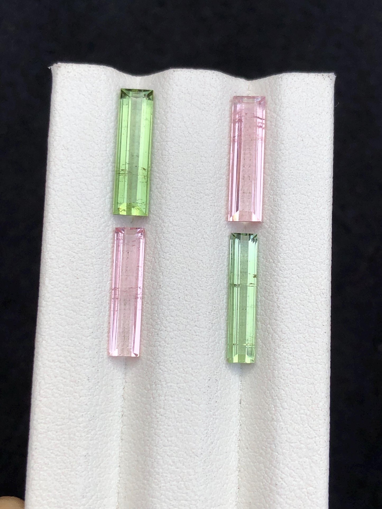 6.30 carats Faceted tourmaline pairs