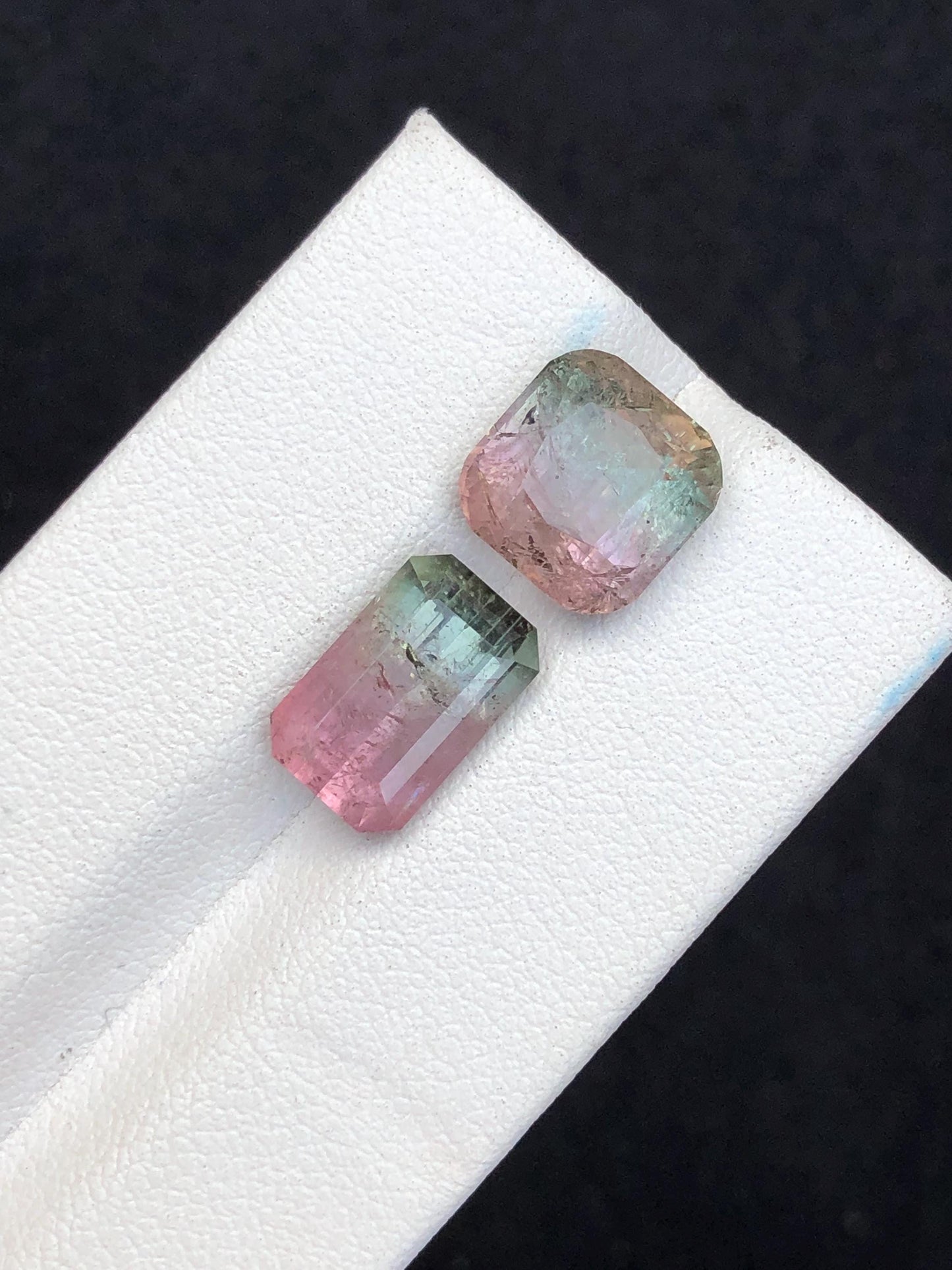 9.30 carats Faceted bi colour tourmaline origin Afghanistan