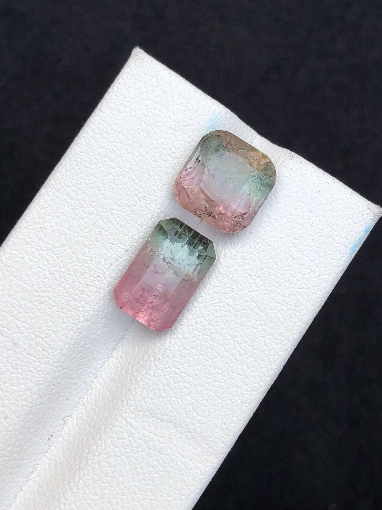 9.30 carats Faceted bi colour tourmaline origin Afghanistan