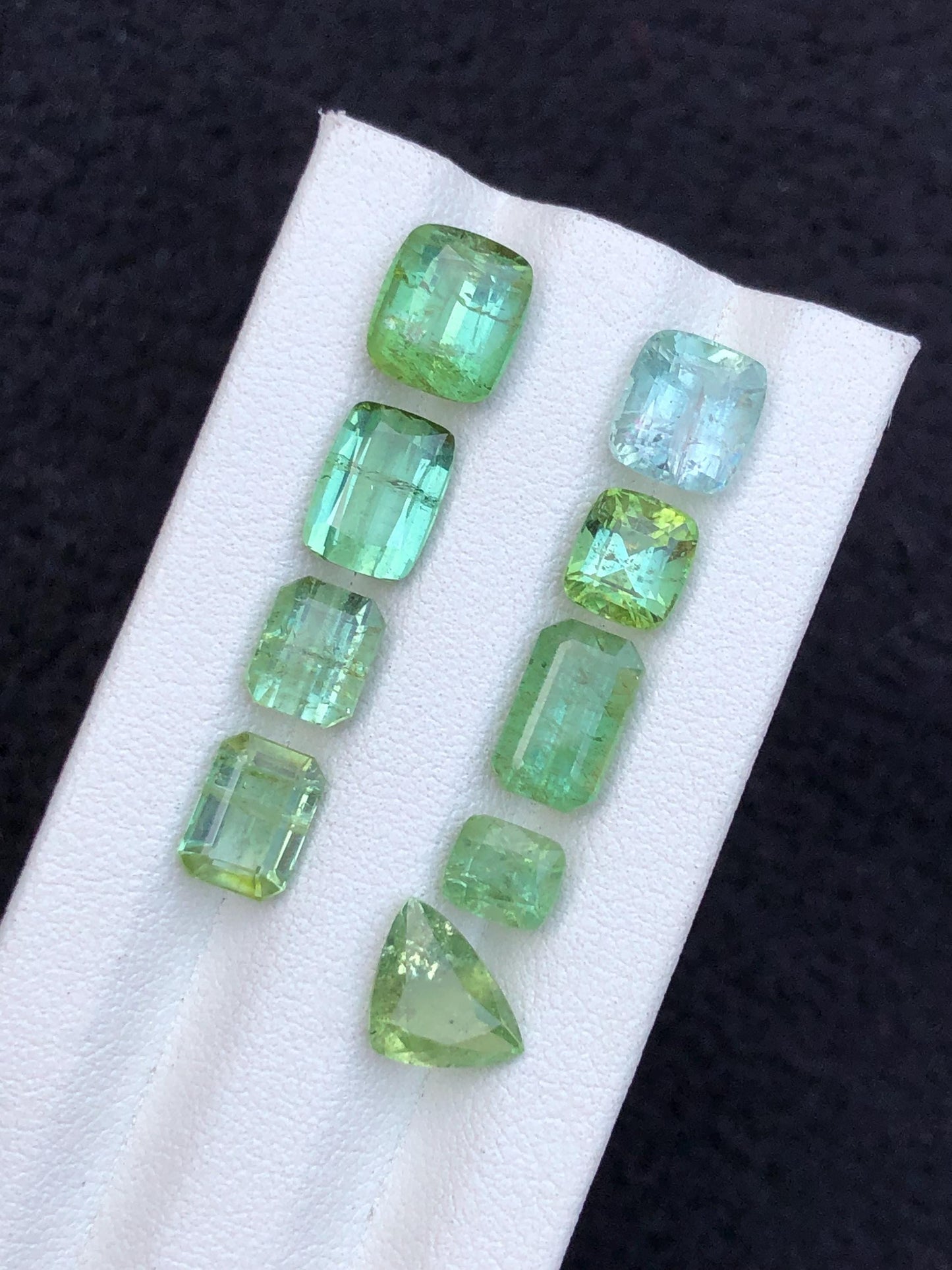 17.55 carats Green faceted tourmaline lot