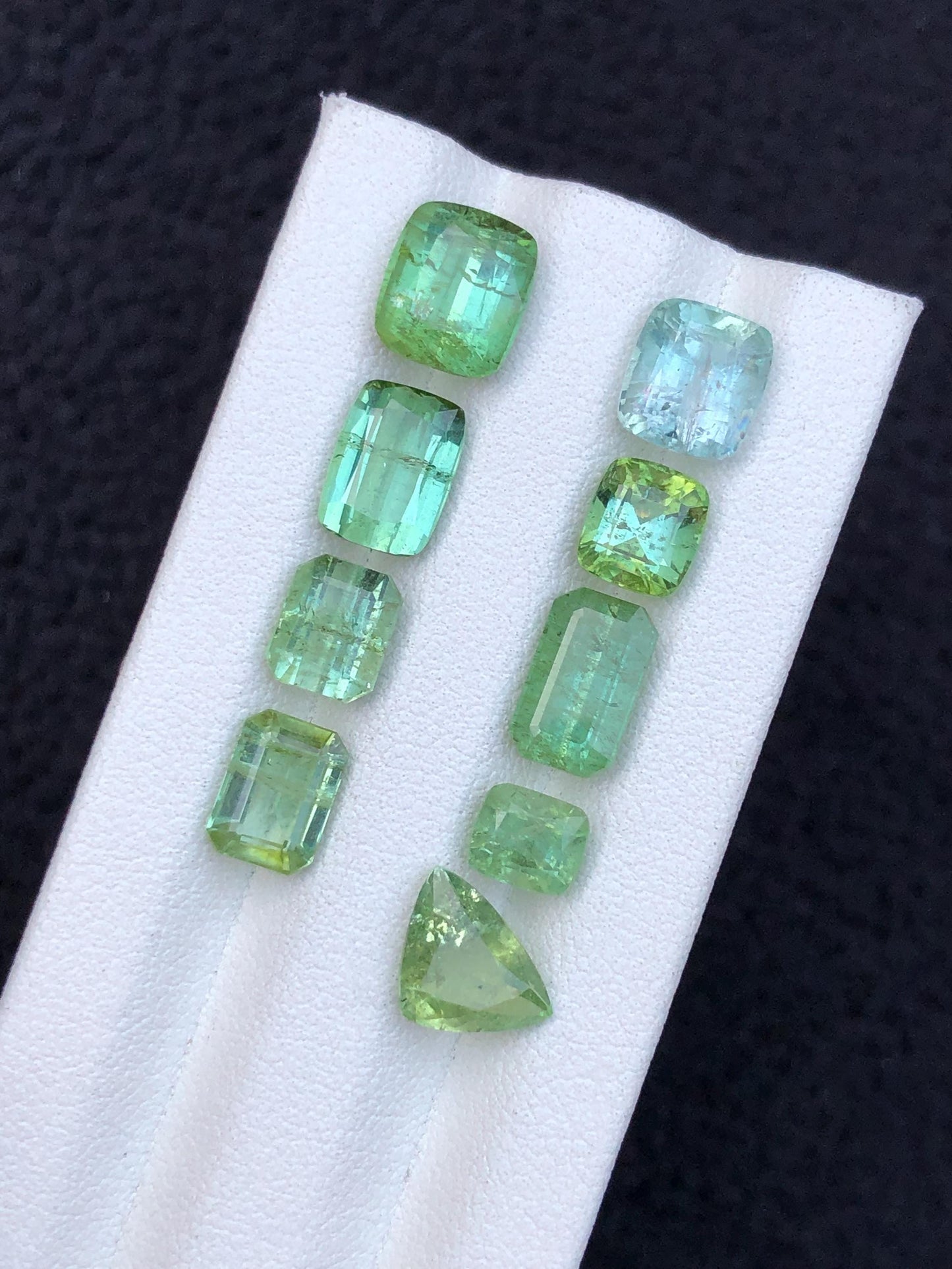 17.55 carats Green faceted tourmaline lot