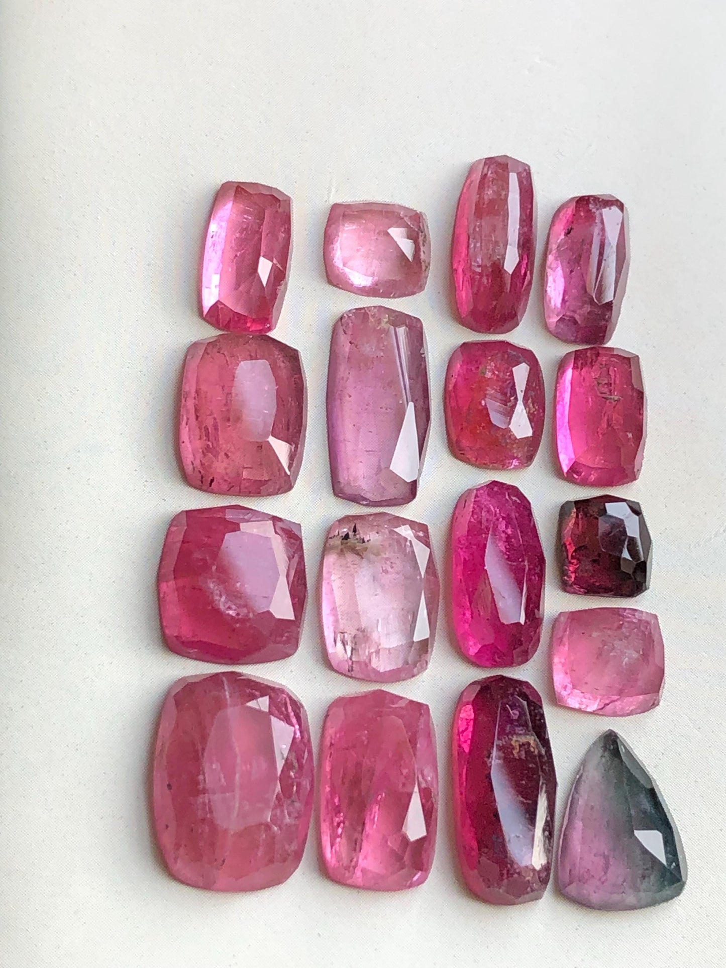 47.50 carats Rubilight tourmaline rose cuts lot natural flat back