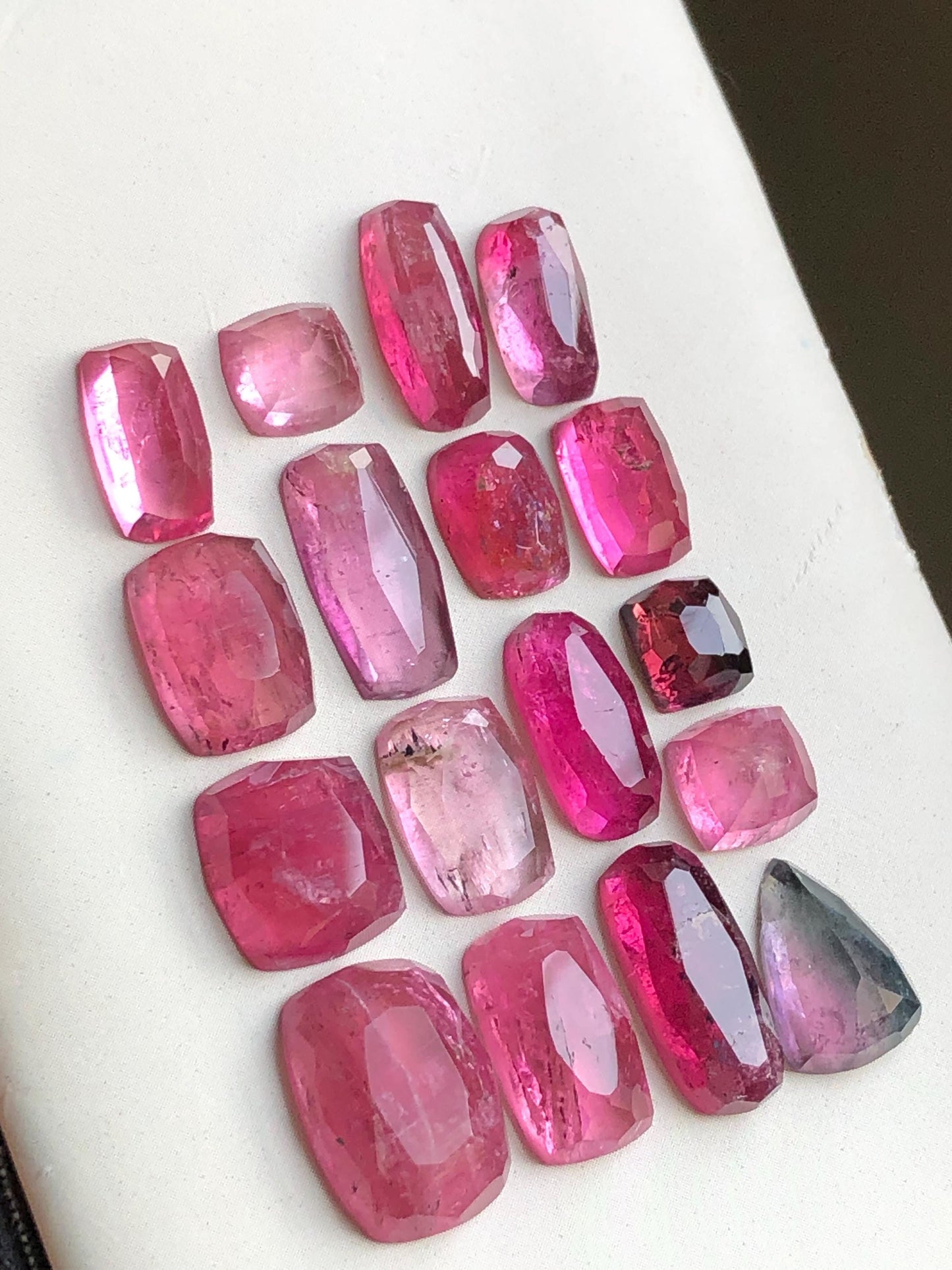 47.50 carats Rubilight tourmaline rose cuts lot natural flat back