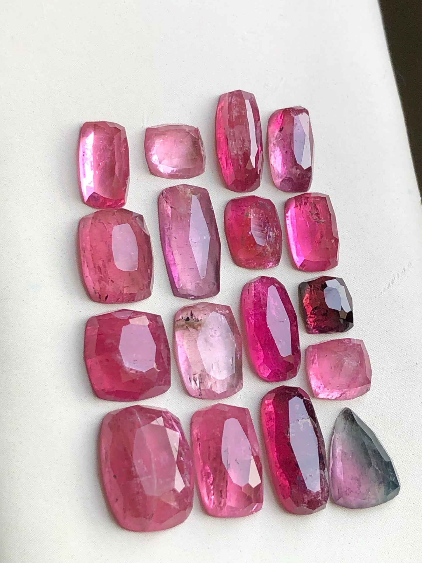 47.50 carats Rubilight tourmaline rose cuts lot natural flat back