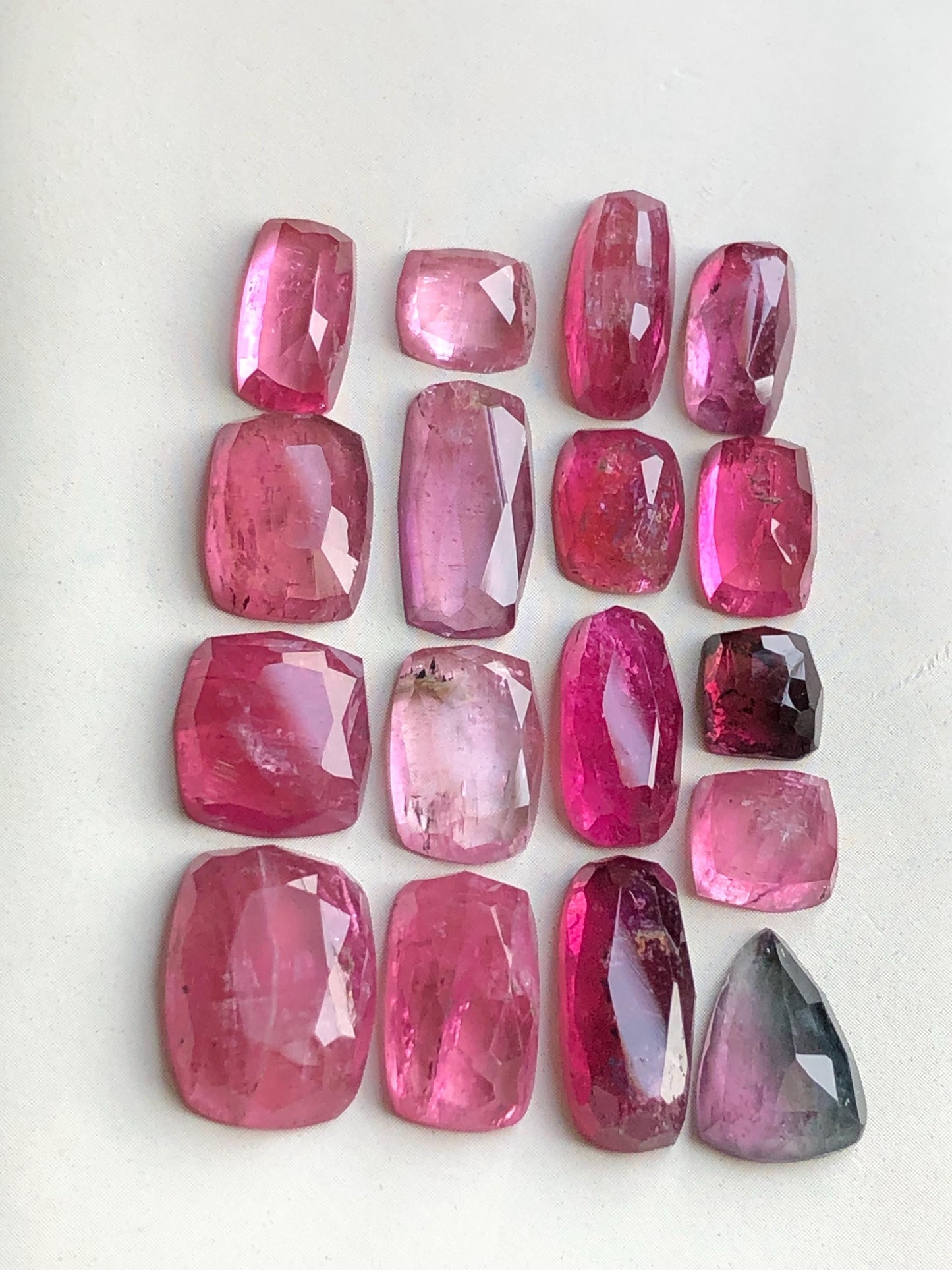 47.50 carats Rubilight tourmaline rose cuts lot natural flat back