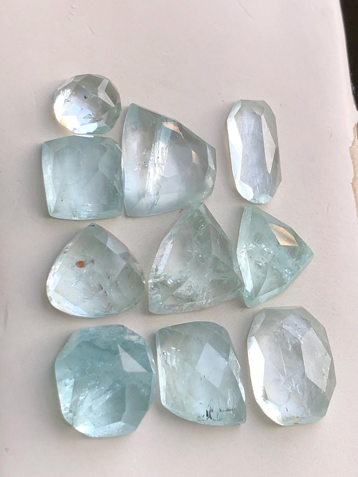 77.20 carats Aquamarine rose cuts lot