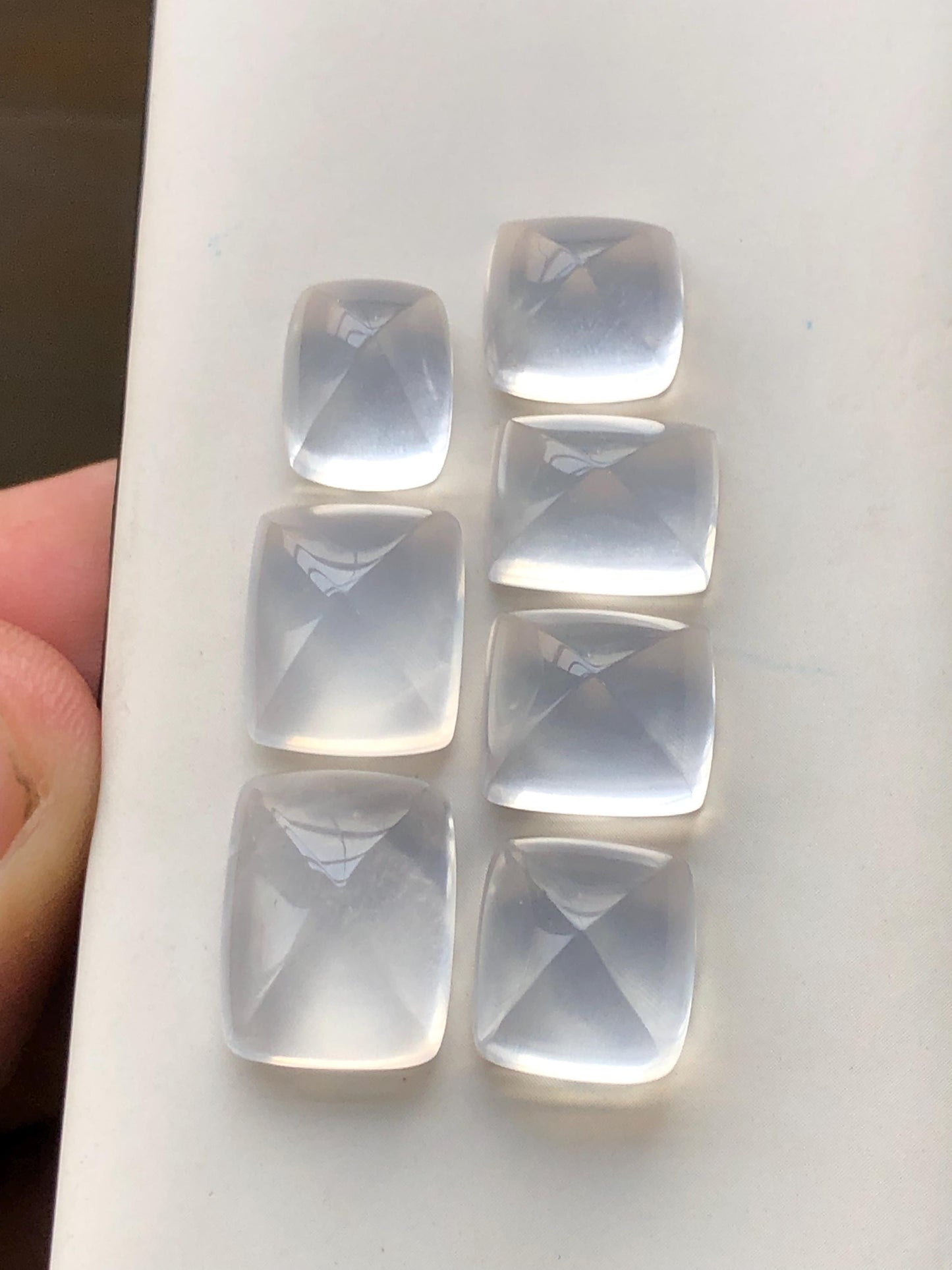 60.60 carats Moonstone cabochons lot