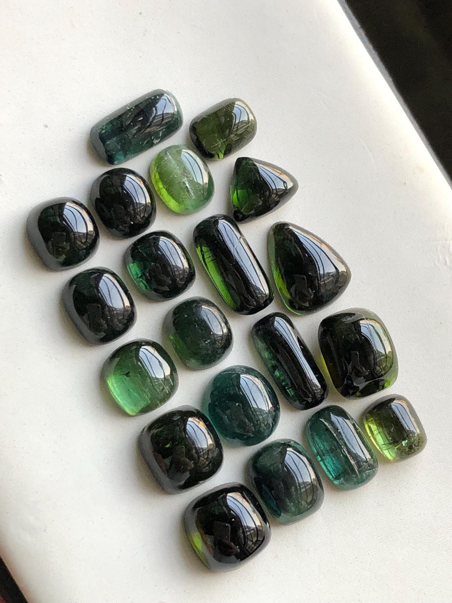 39 carats Dark green tourmaline cabochons lot