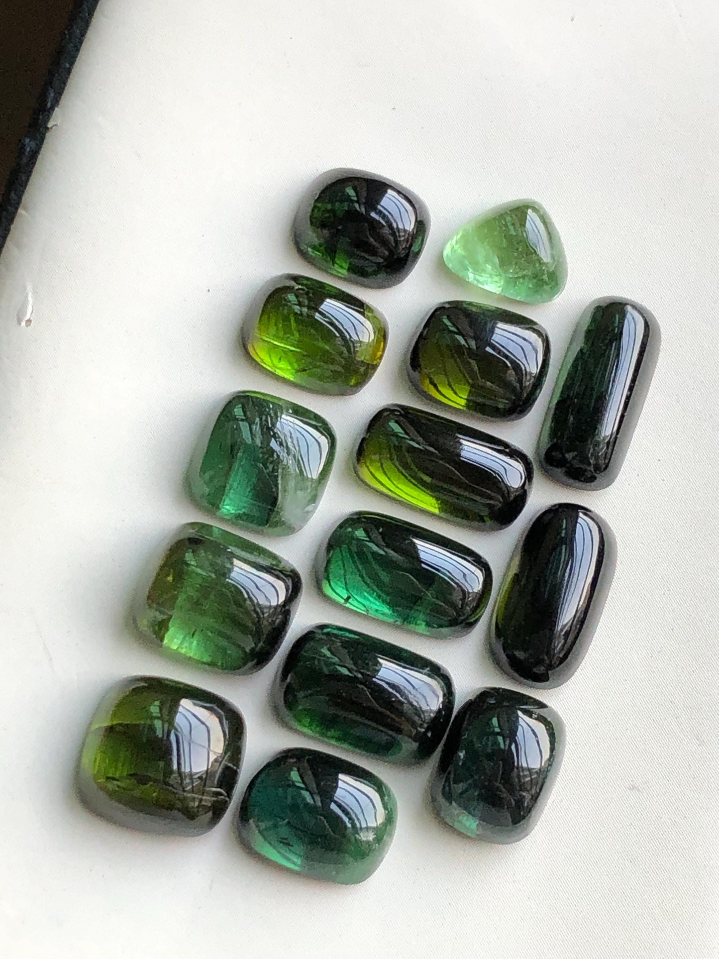 47.20 carats Dark green tourmaline cabochons lot