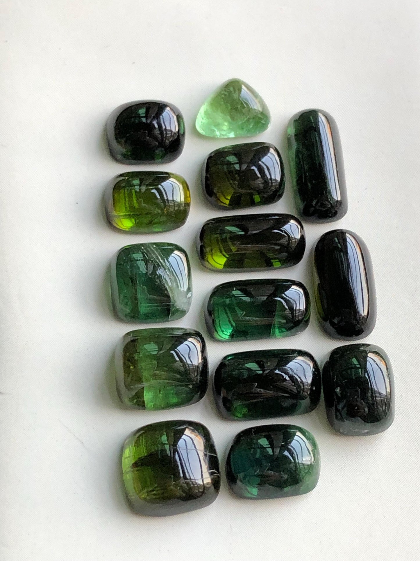 47.20 carats Dark green tourmaline cabochons lot