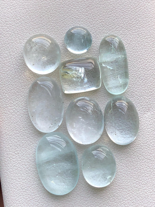 52.20 carats Aquamarine cabochons lot