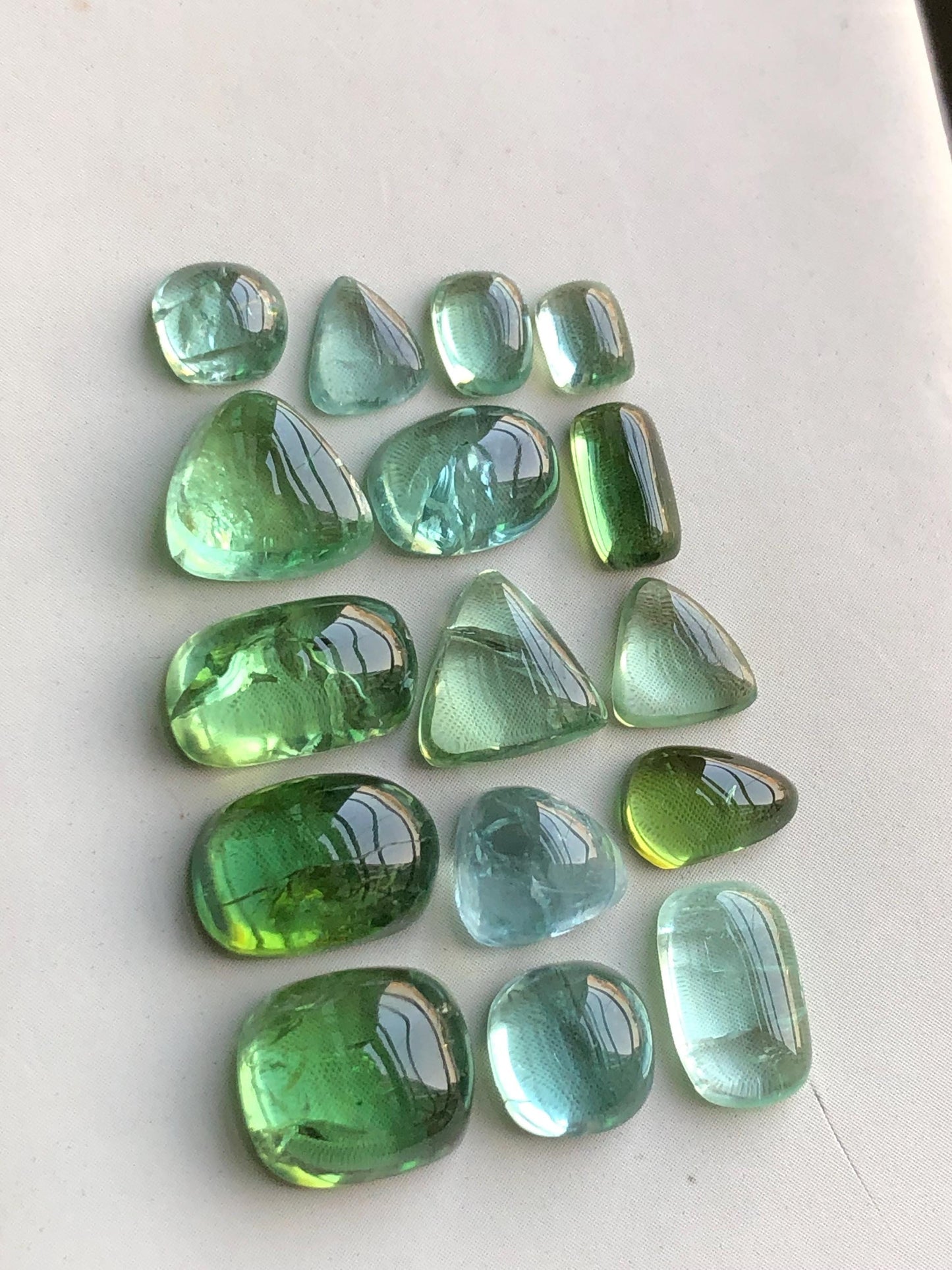 33.40 carats Mint green tourmaline cabochons lot