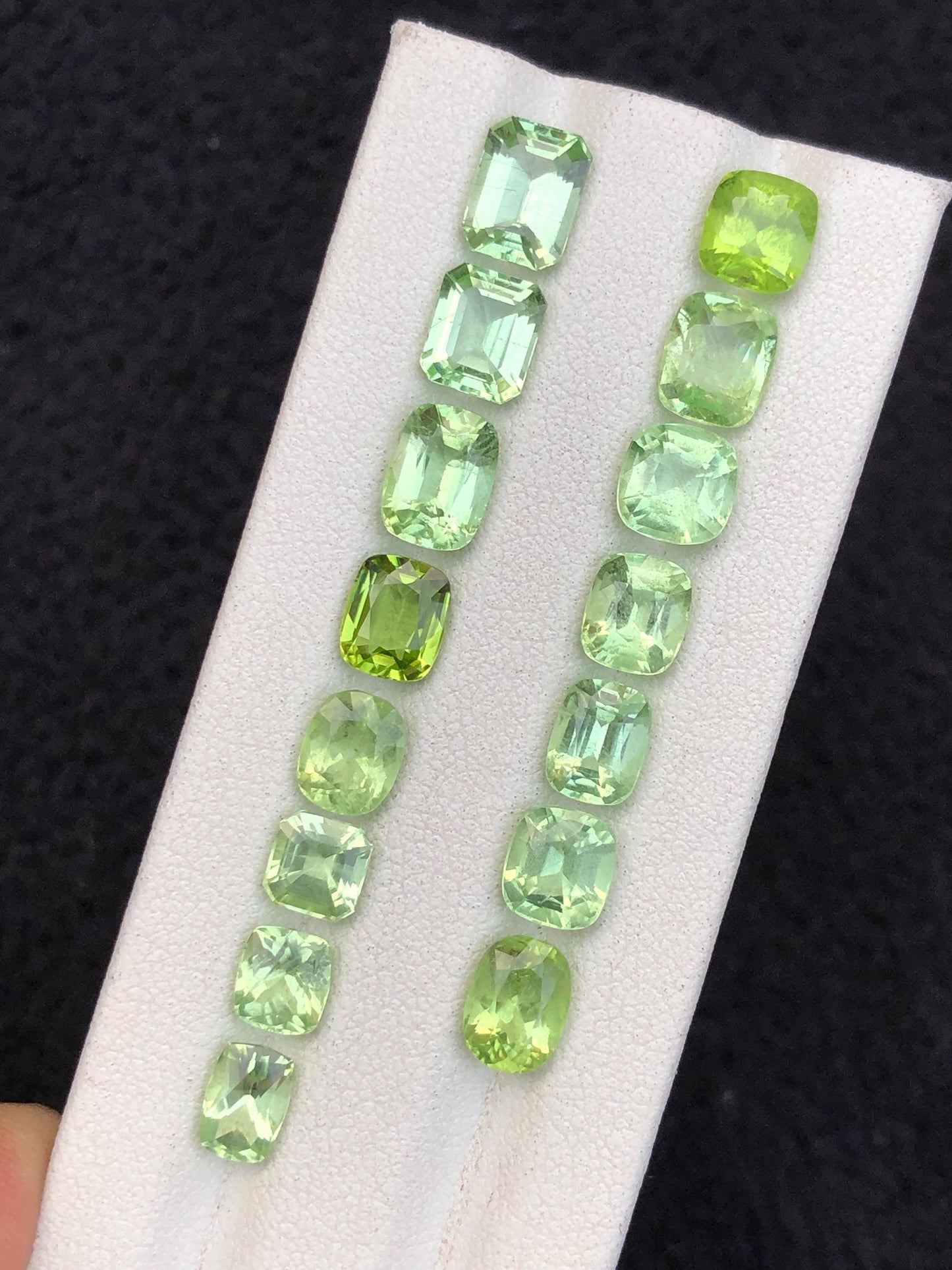 20.55 carats Faceted peridot lot origin Pakistan