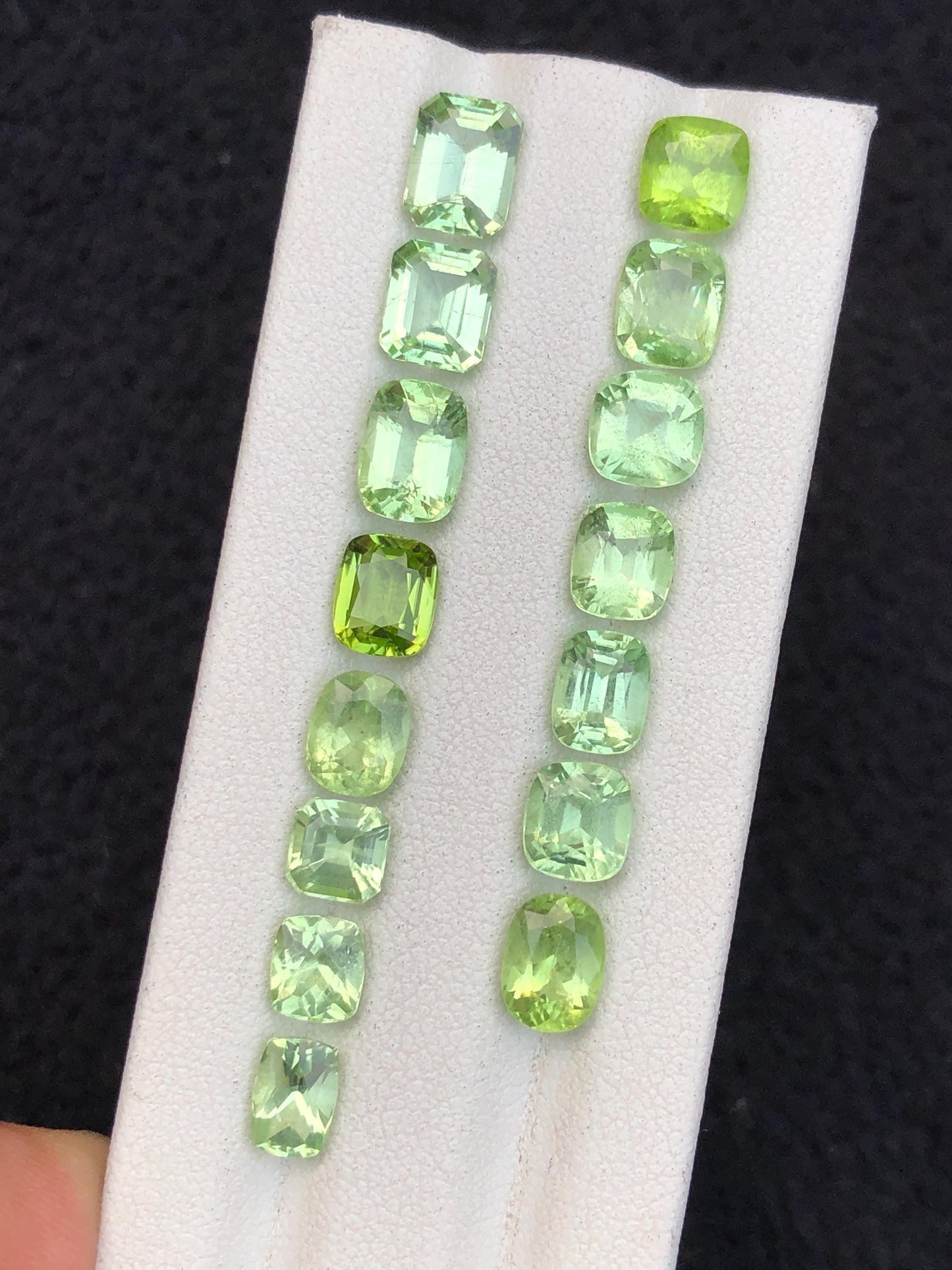 20.55 carats Faceted peridot lot origin Pakistan