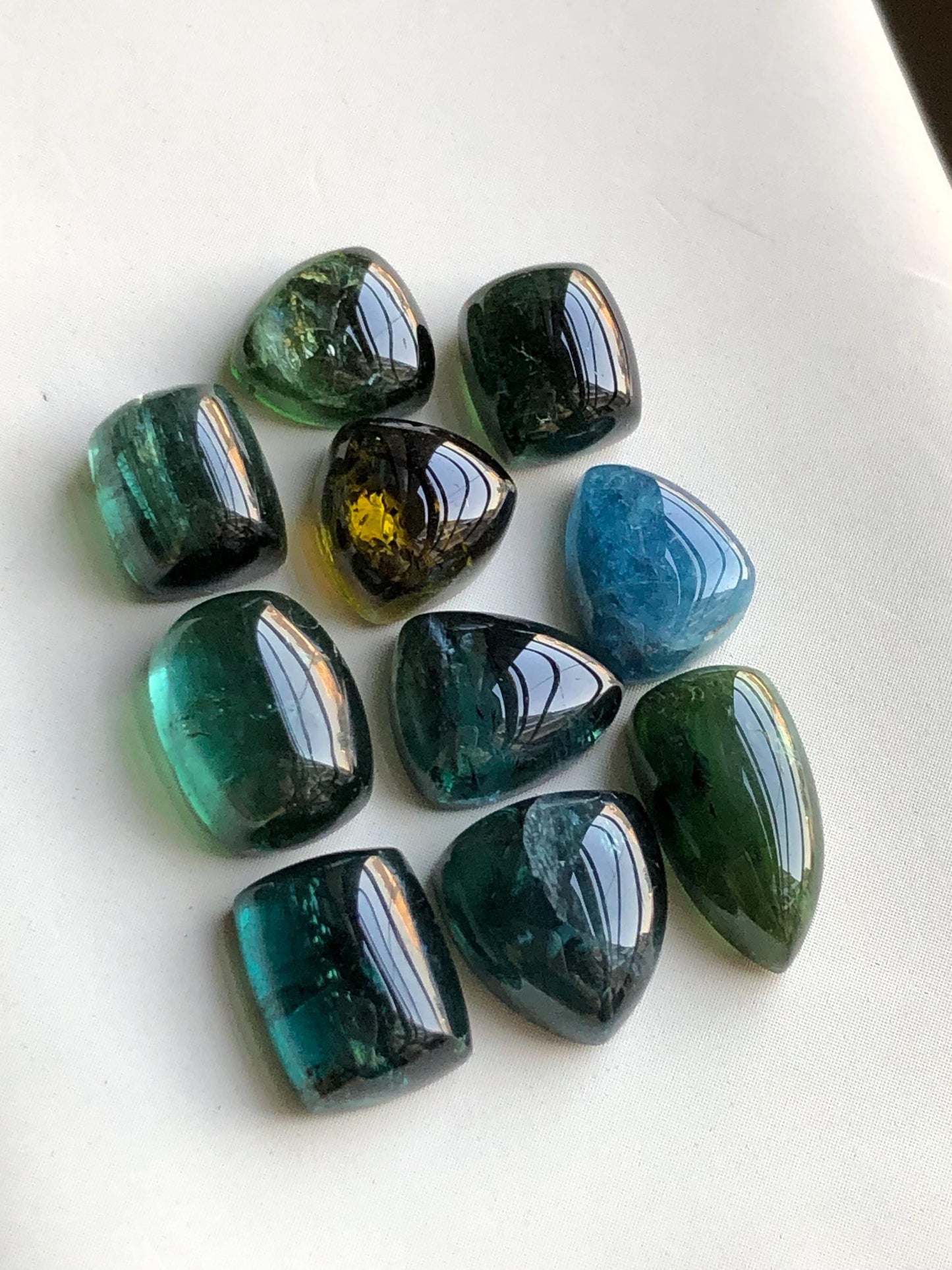 38.70 carats tourmaline cabochons  lot