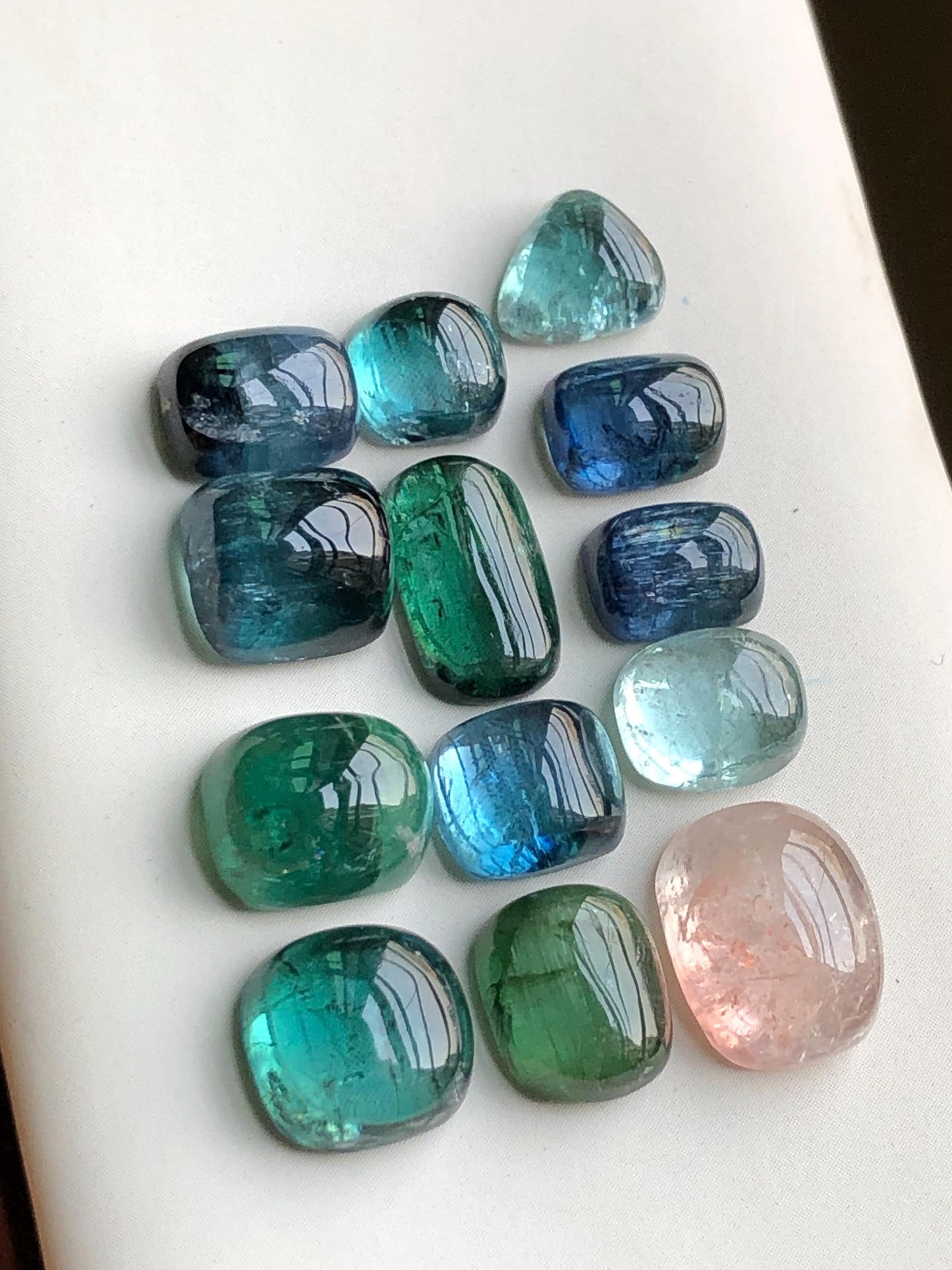 Blue and green tourmaline cabochon lot 39.70 carats natural