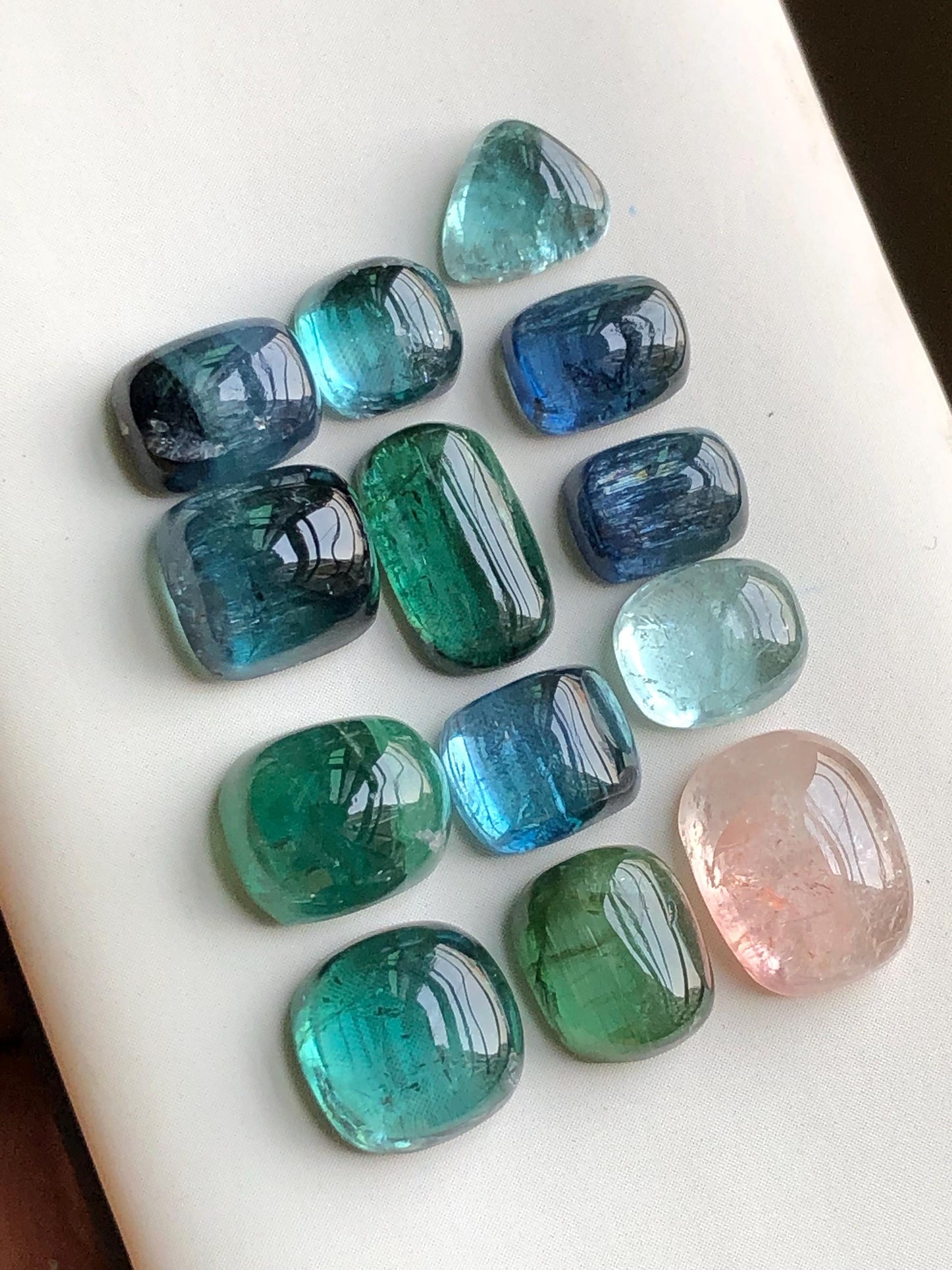 Blue and green tourmaline cabochon lot 39.70 carats natural