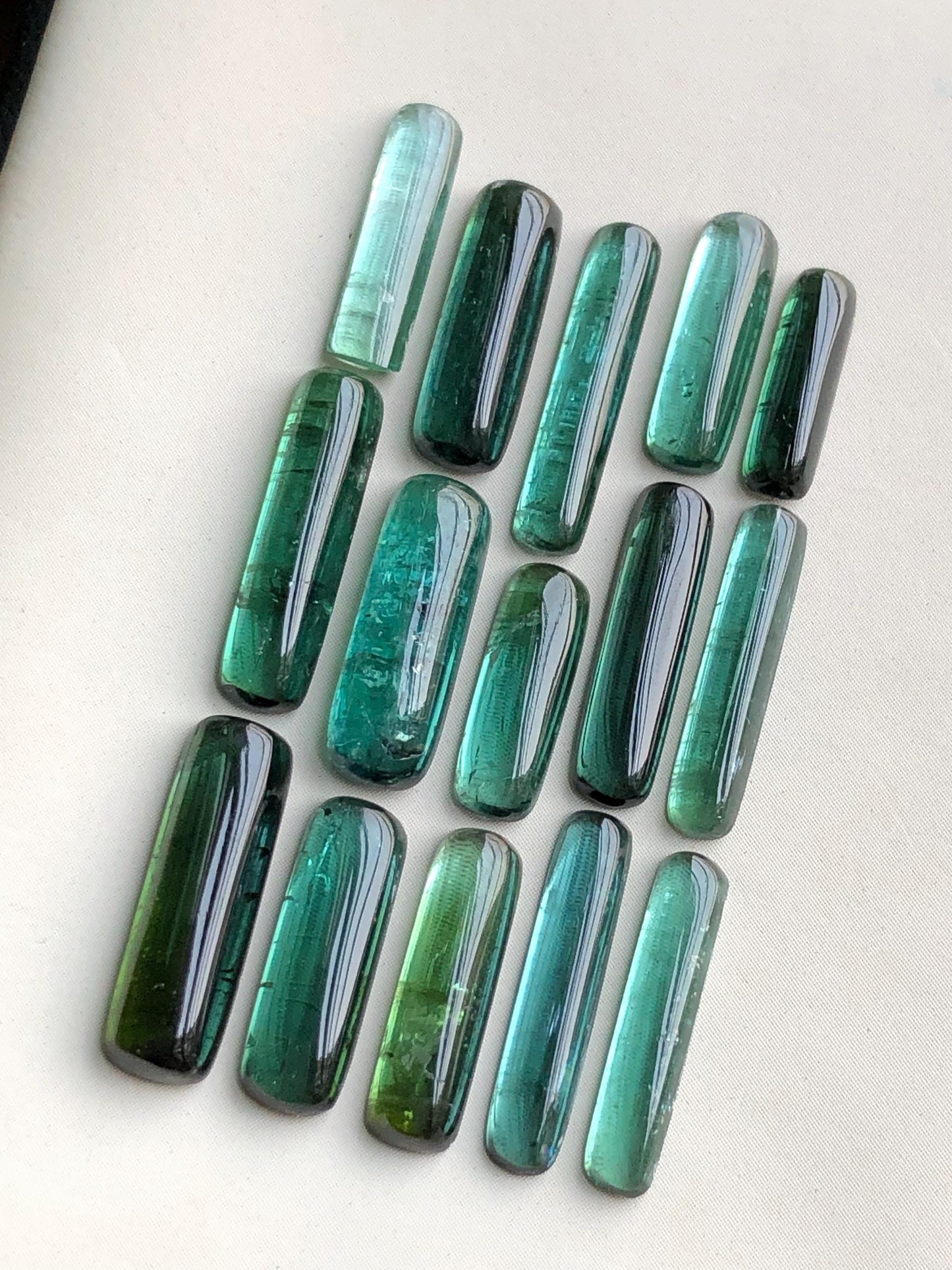 Green tourmaline cabochon lot 25 carats natural