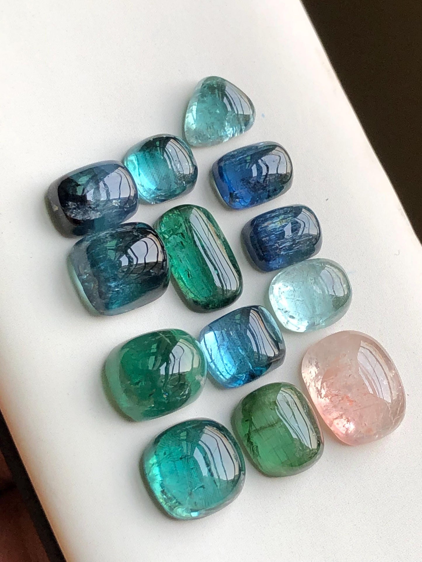 Blue and green tourmaline cabochon lot 39.70 carats natural