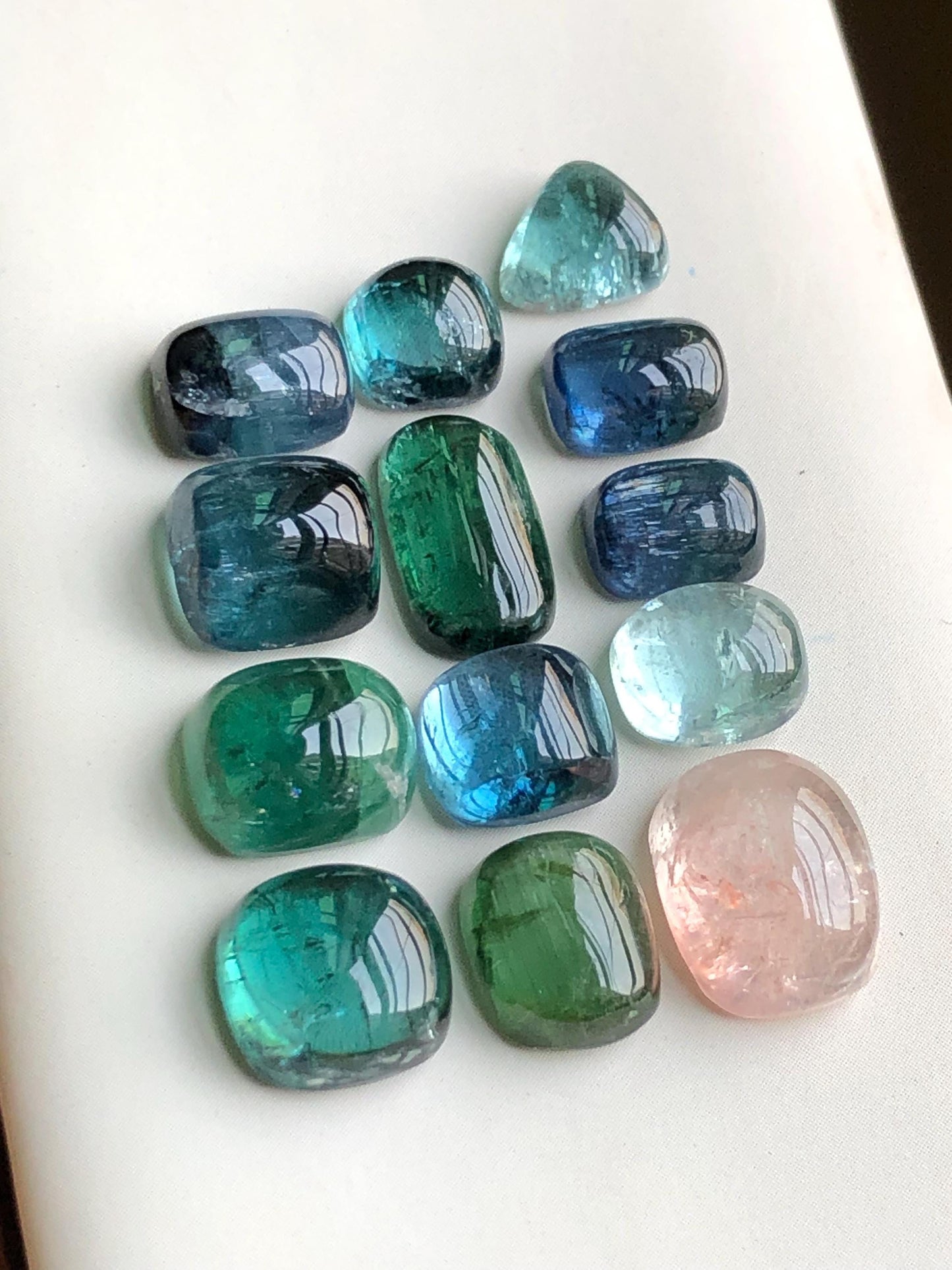 Blue and green tourmaline cabochon lot 39.70 carats natural