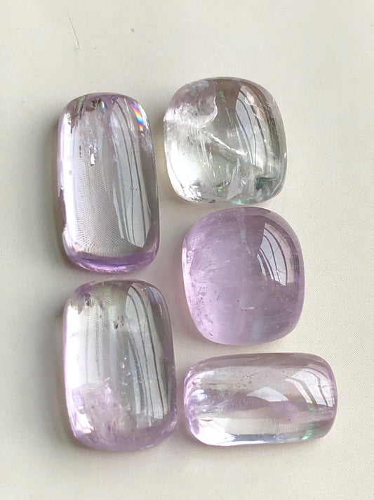 85 carats Pink kunzite cabochons lot