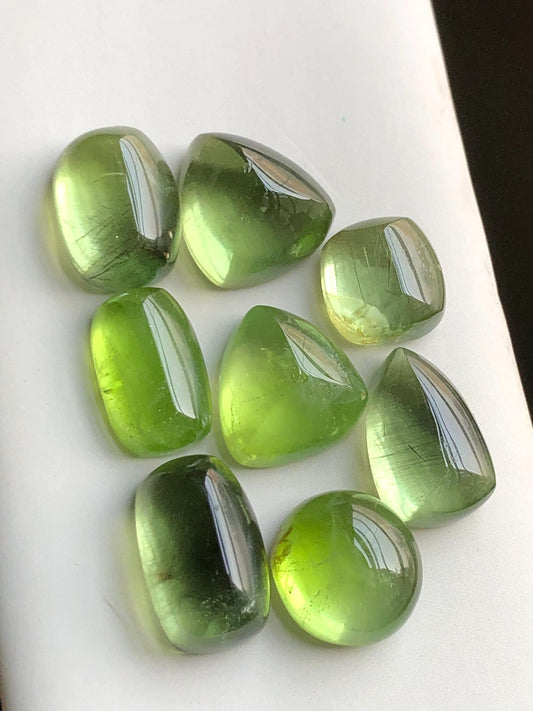 79.25 carats Peridot cabochons lot