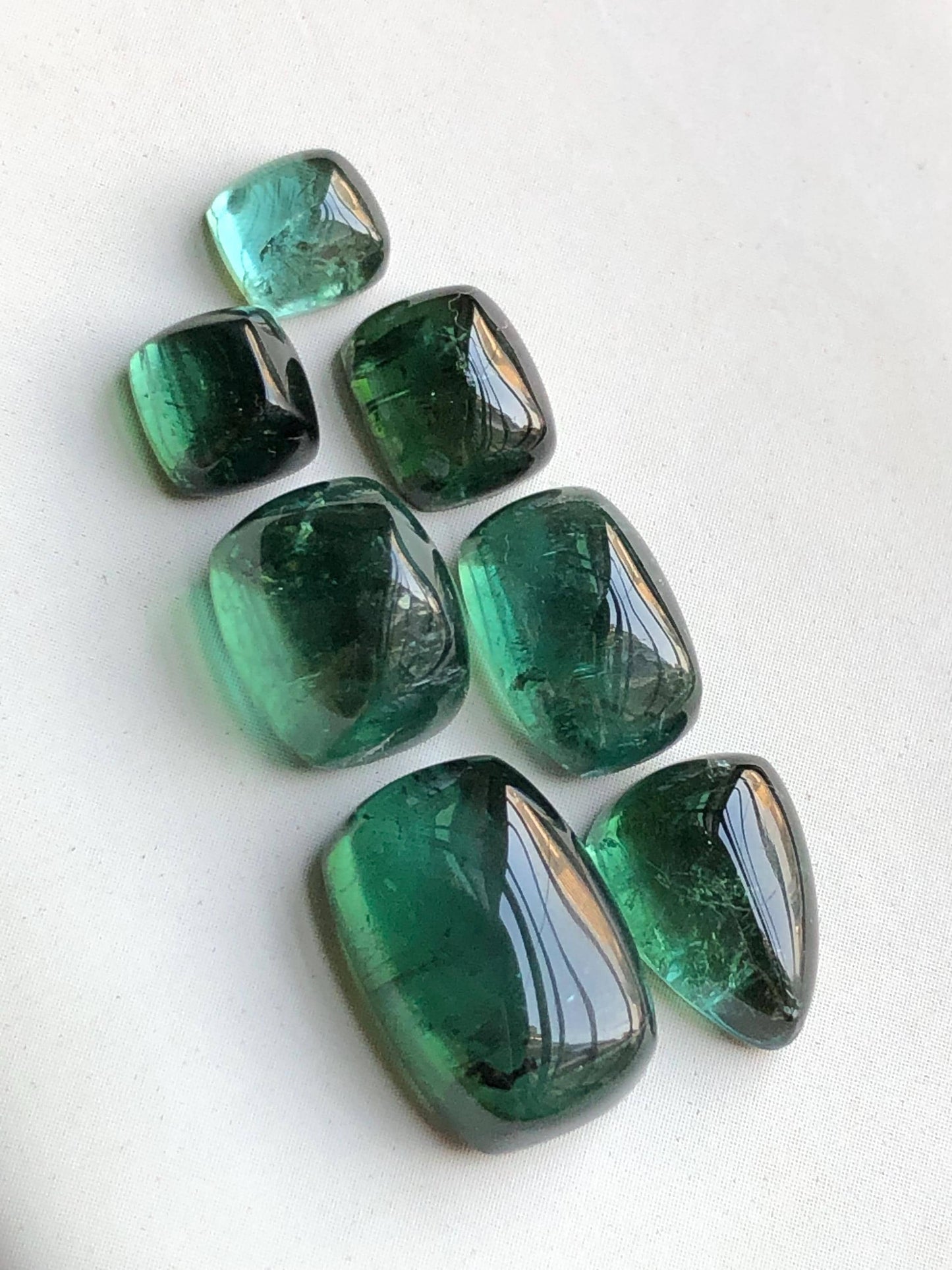 25.30 carats Green tourmaline cabochons lot origin Afghanistan kunar mine