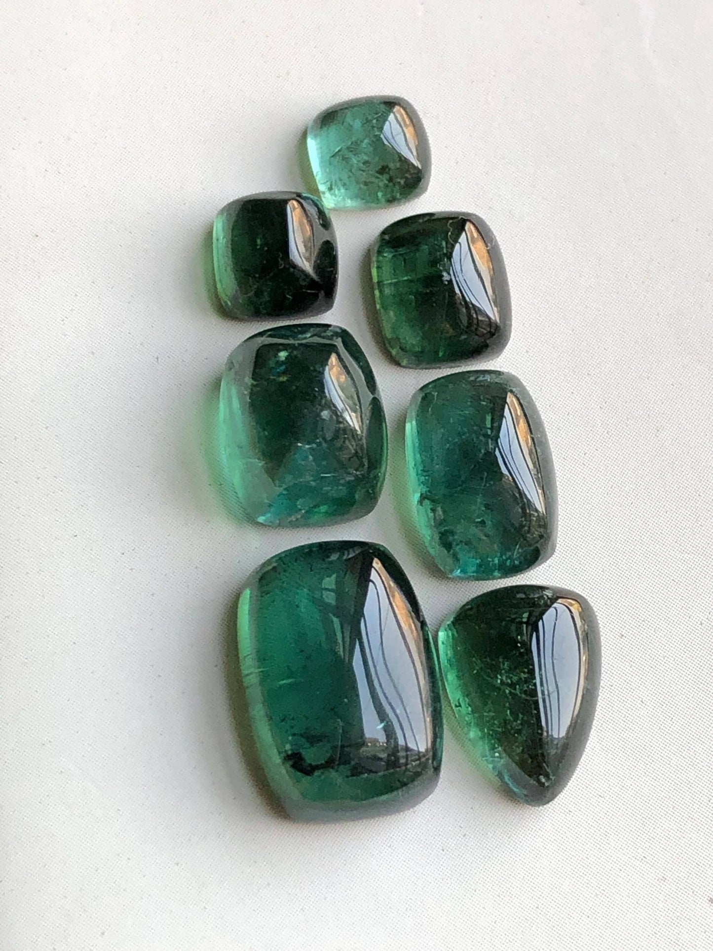 25.30 carats Green tourmaline cabochons lot origin Afghanistan kunar mine