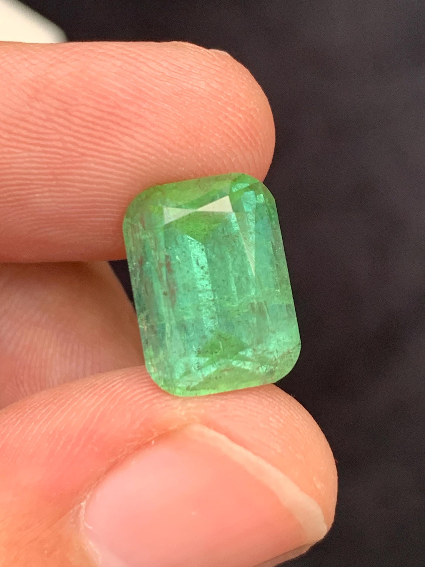 8.80 carats Green tourmaline origin Afghanistan