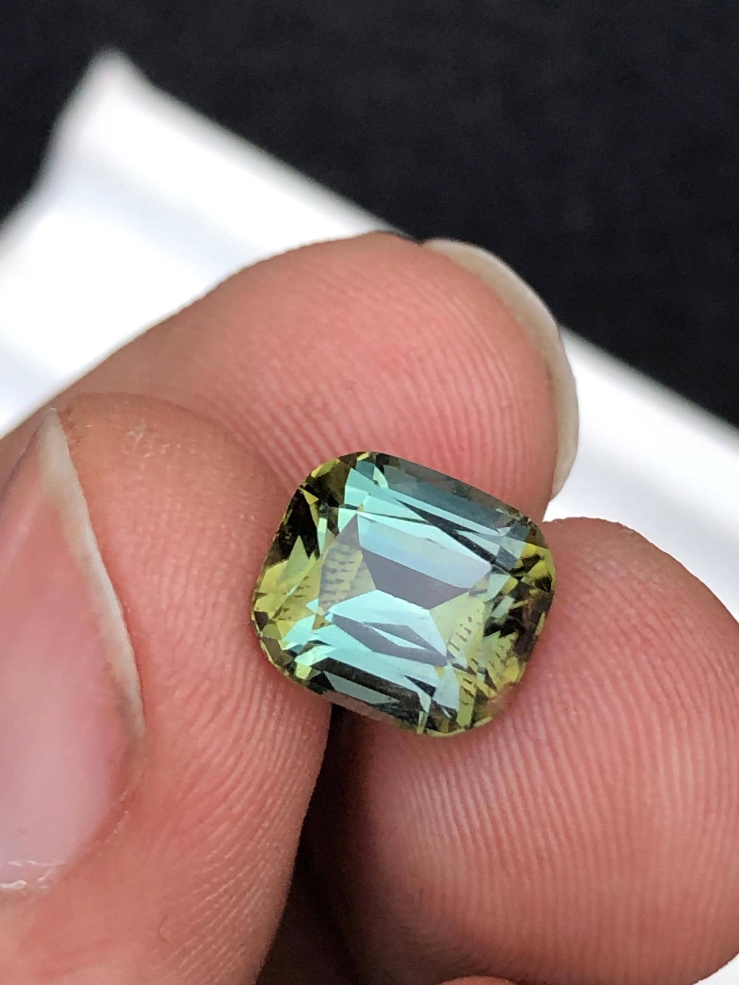 3.55 CTs blue green tourmaline faceted natural